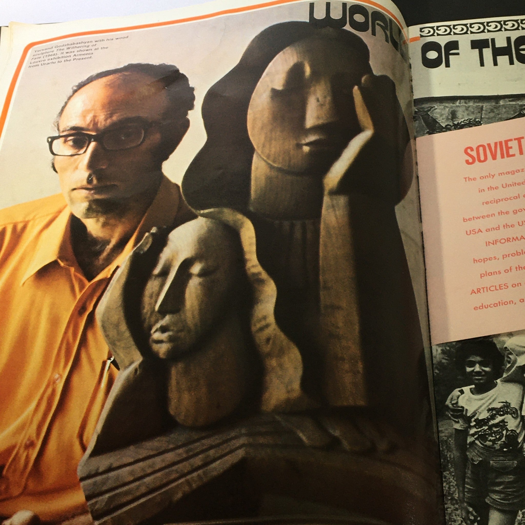 VTG Soviet Life Magazine April 1976 Soviet Armenia, First Americans, Newsstand