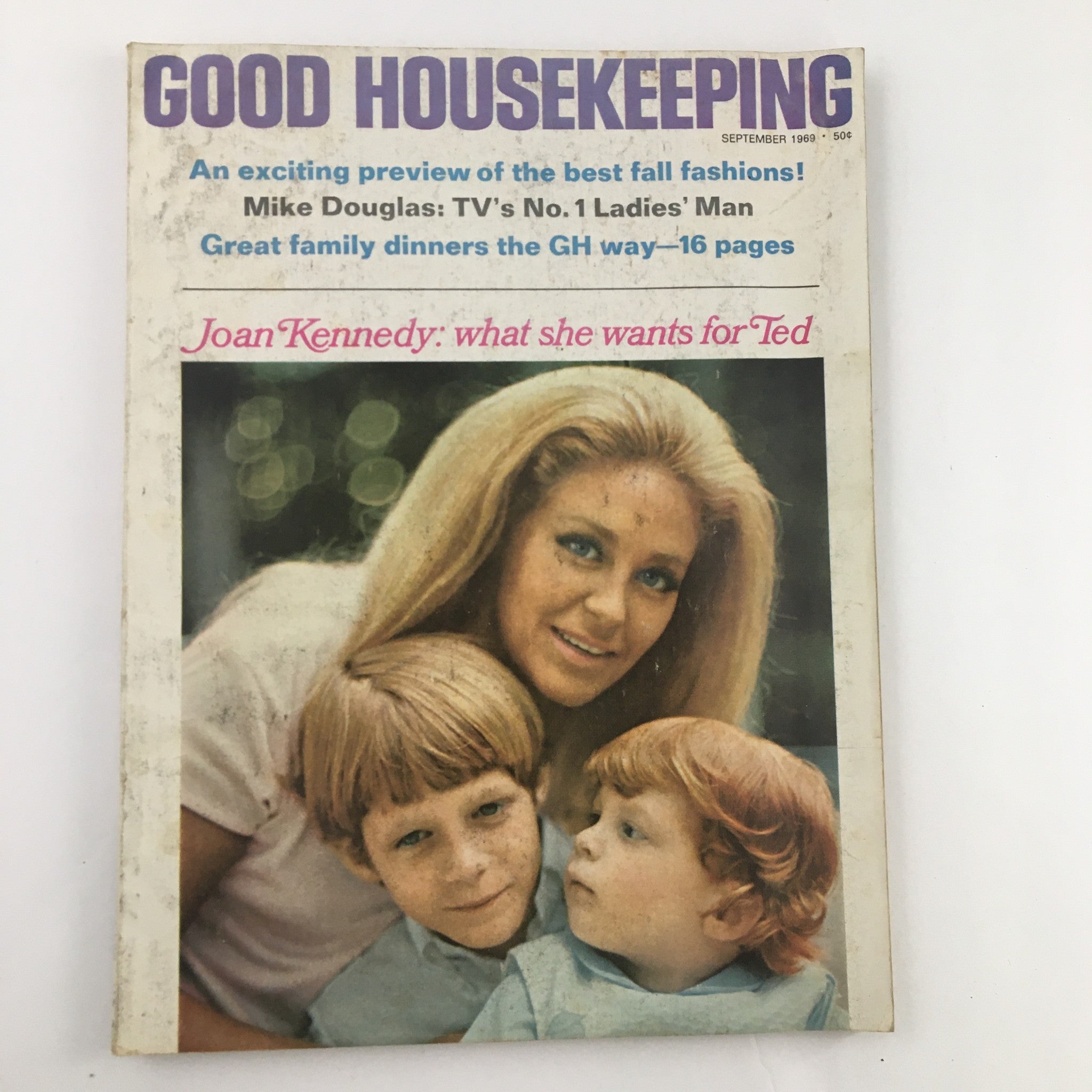 Good Housekeeping Magazine September 1969 Joan Kennedy & Ted Kennedy No Label