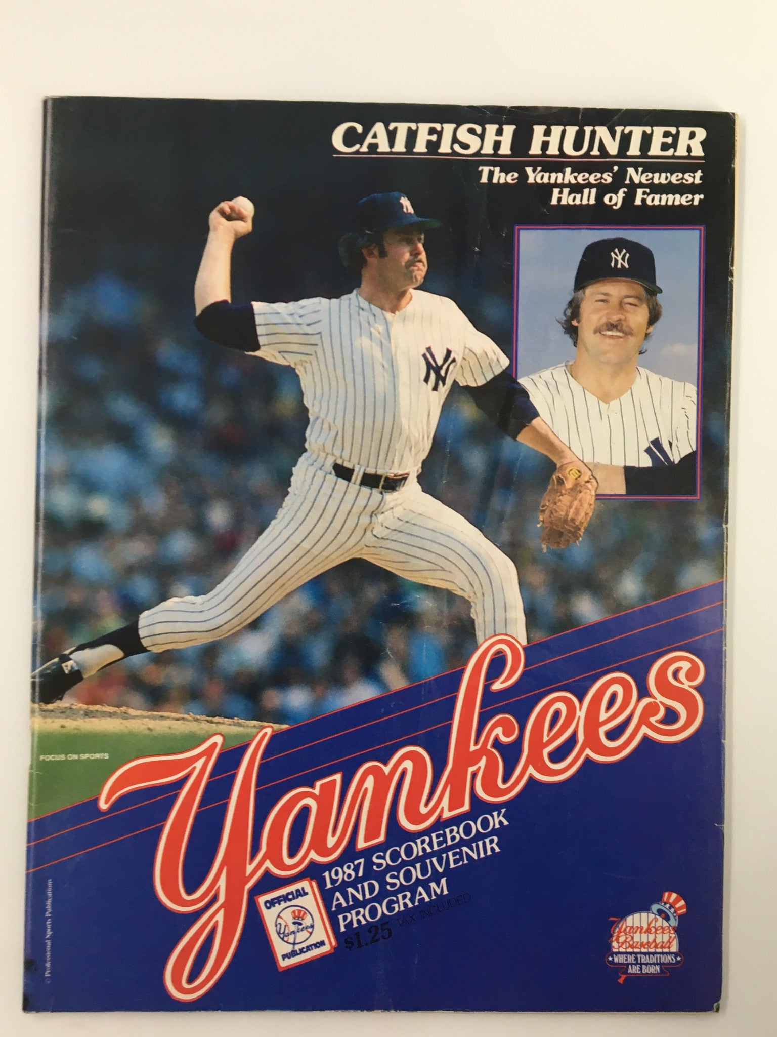 1987 Official Scorebook & Souvenir Program MLB New York Yankees Catfish Hunter