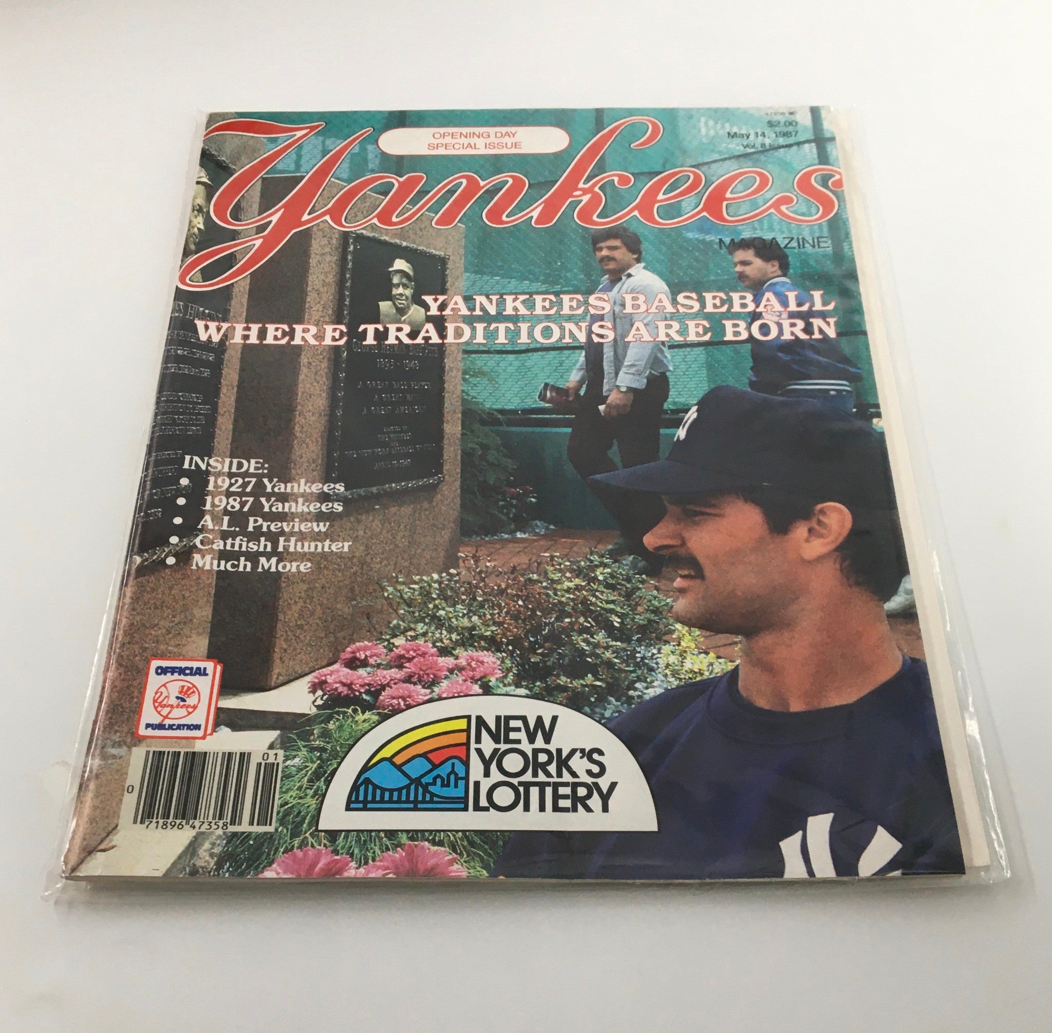 VTG Yankees Magazine May 14 1987 Lou Pinella and Catfish Hunter No Label