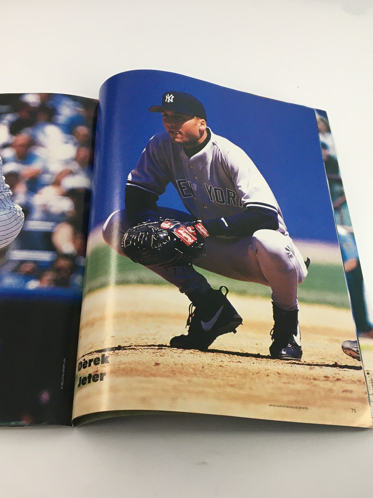 1996 Gold Collectors Series Magazine Derek Jeter, Gerald Williams No Label