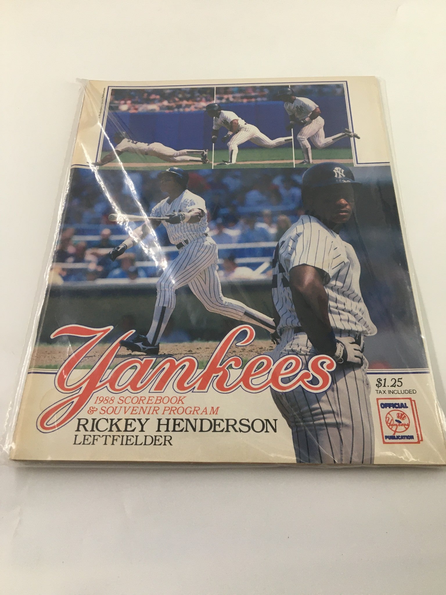 1988 New York Yankees Scorebook & Souvenir Program Rickey Henderson No Label