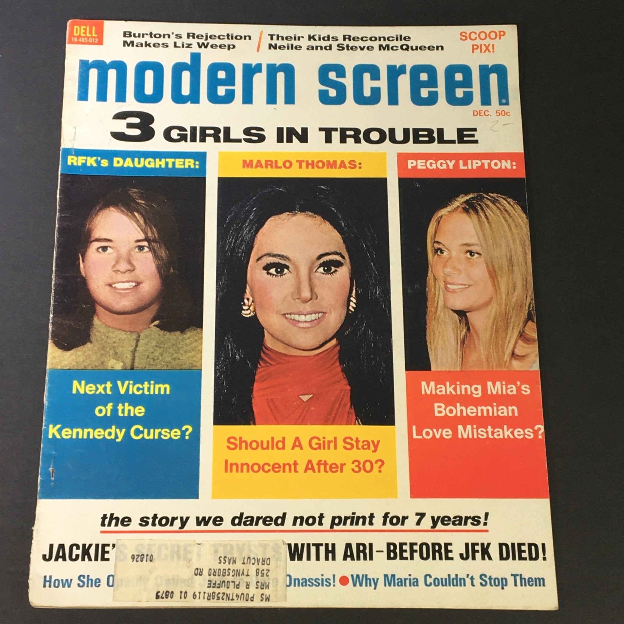VTG Modern Screen Magazine December 1970 featuring cover story on Kathleen Kennedy, Marlo Thomas, and Peggy Lipton with headlines about the Kennedy curse and love mistakes.