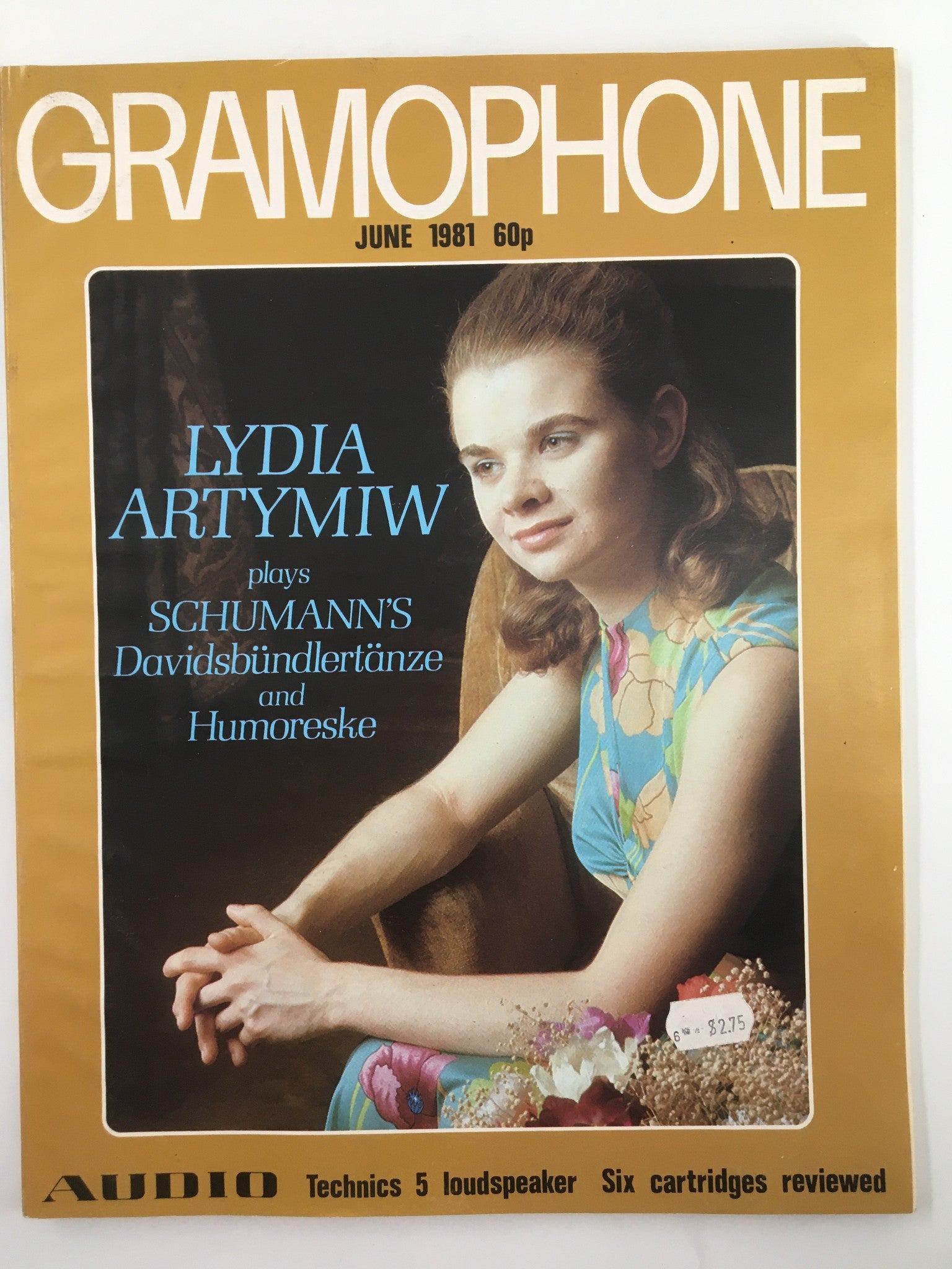 Cover of VTG Gramophone Magazine June 1981 featuring American pianist Lydia Artymiw, highlighting her performance of Schumann's Davidsbündlertänze and Humoreske.