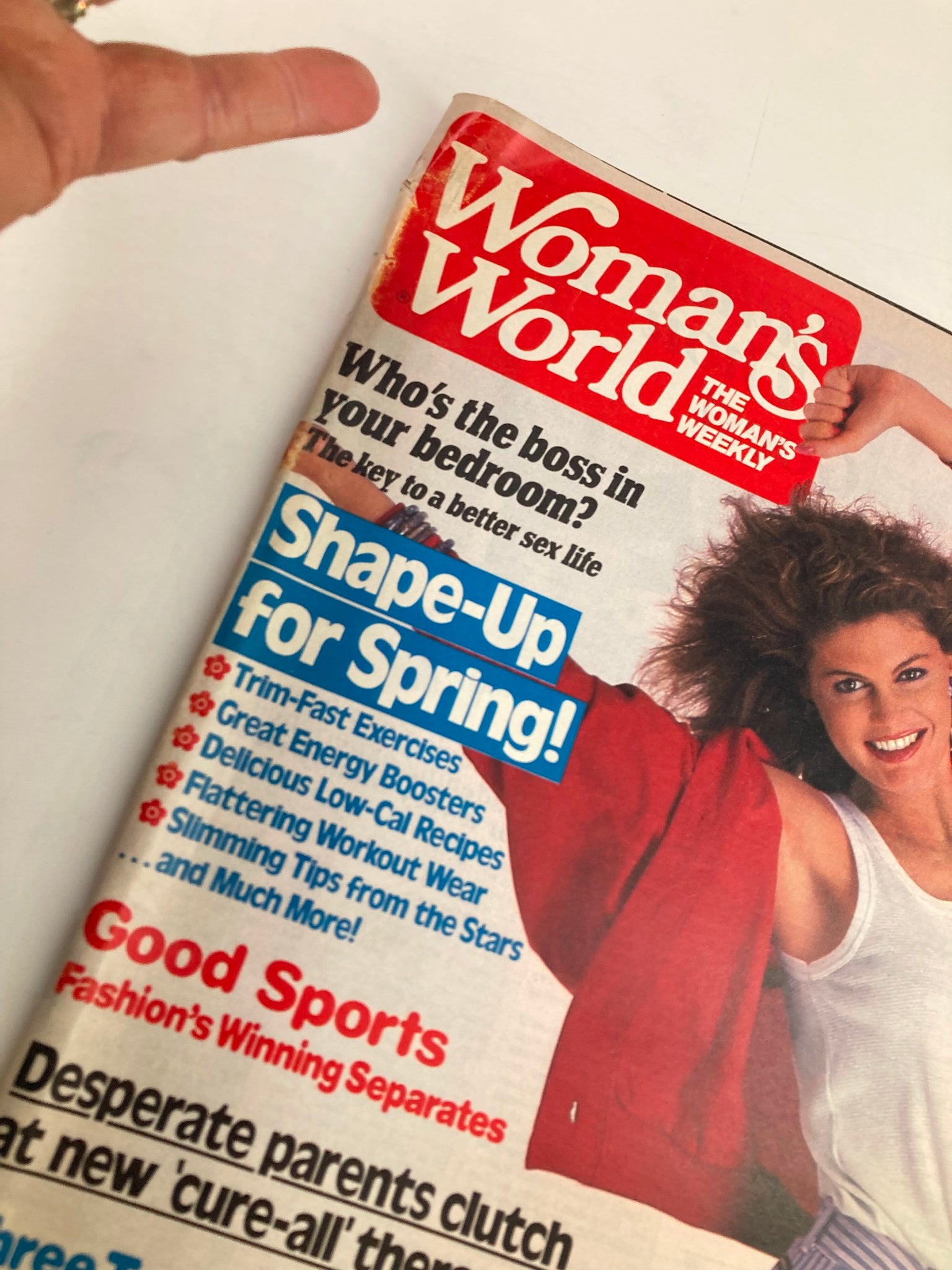 Woman's World Magazine January 14 1986 Hook, Line and Slender No Label