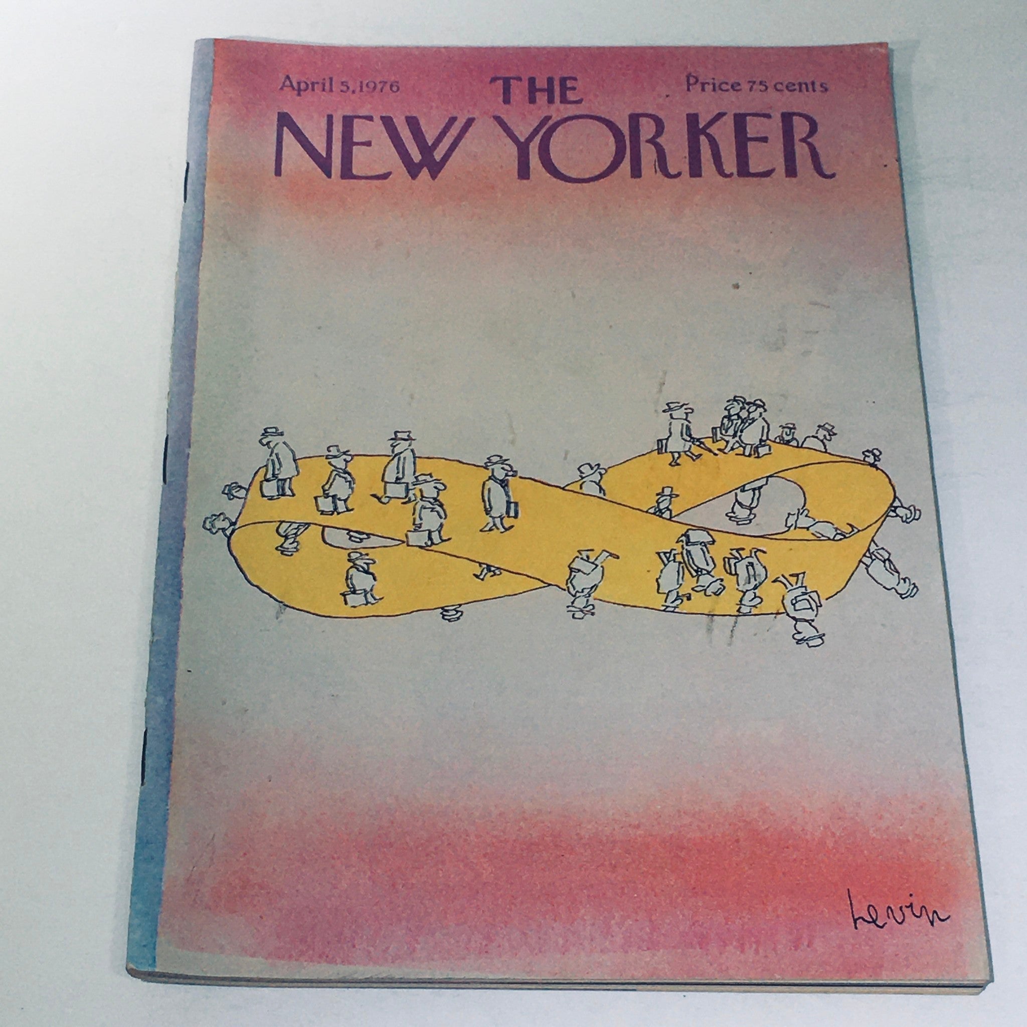 The New Yorker Magazine April 5 1976 Full Theme Cover by Arnie Levin No Label