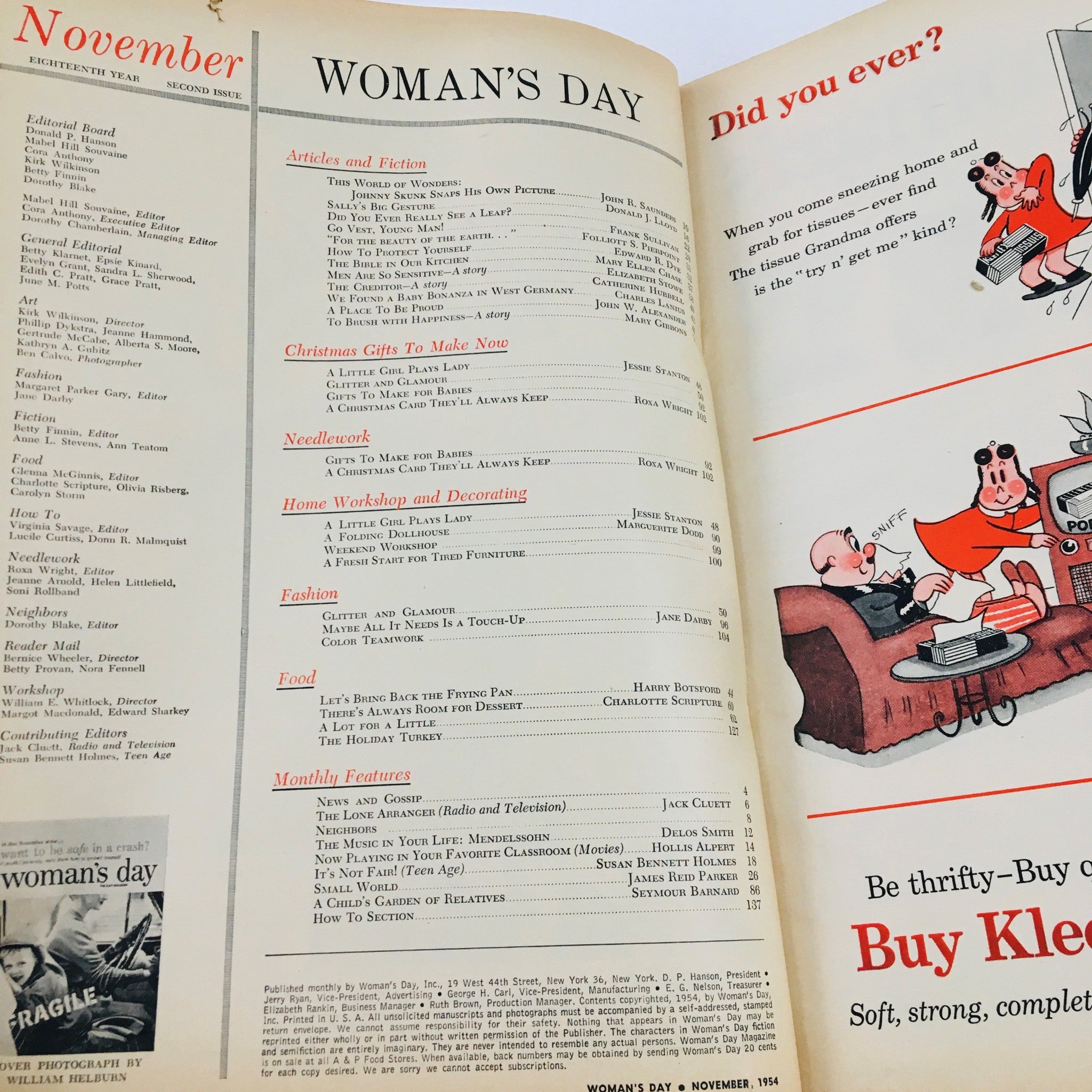 Woman's Day Magazine November 1954 Johnny Skunk Snaps His Own Picture No Label