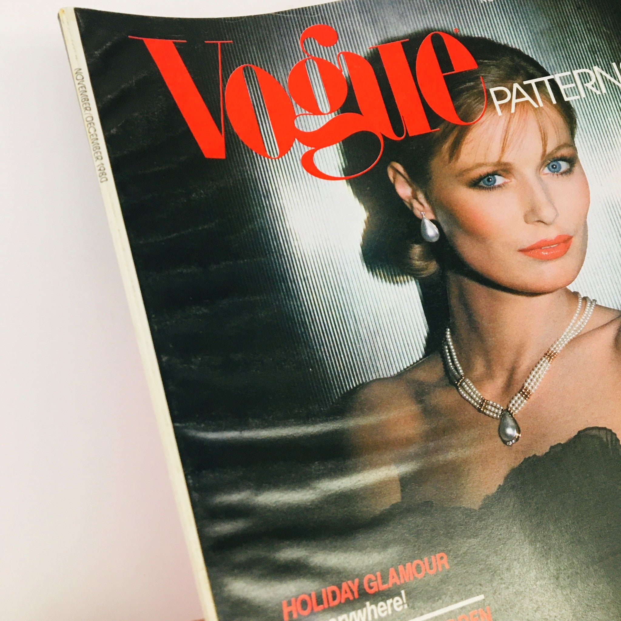 Vogue Patterns Magazine November 1980 Ninna Ricci Paneled Perfection No Label