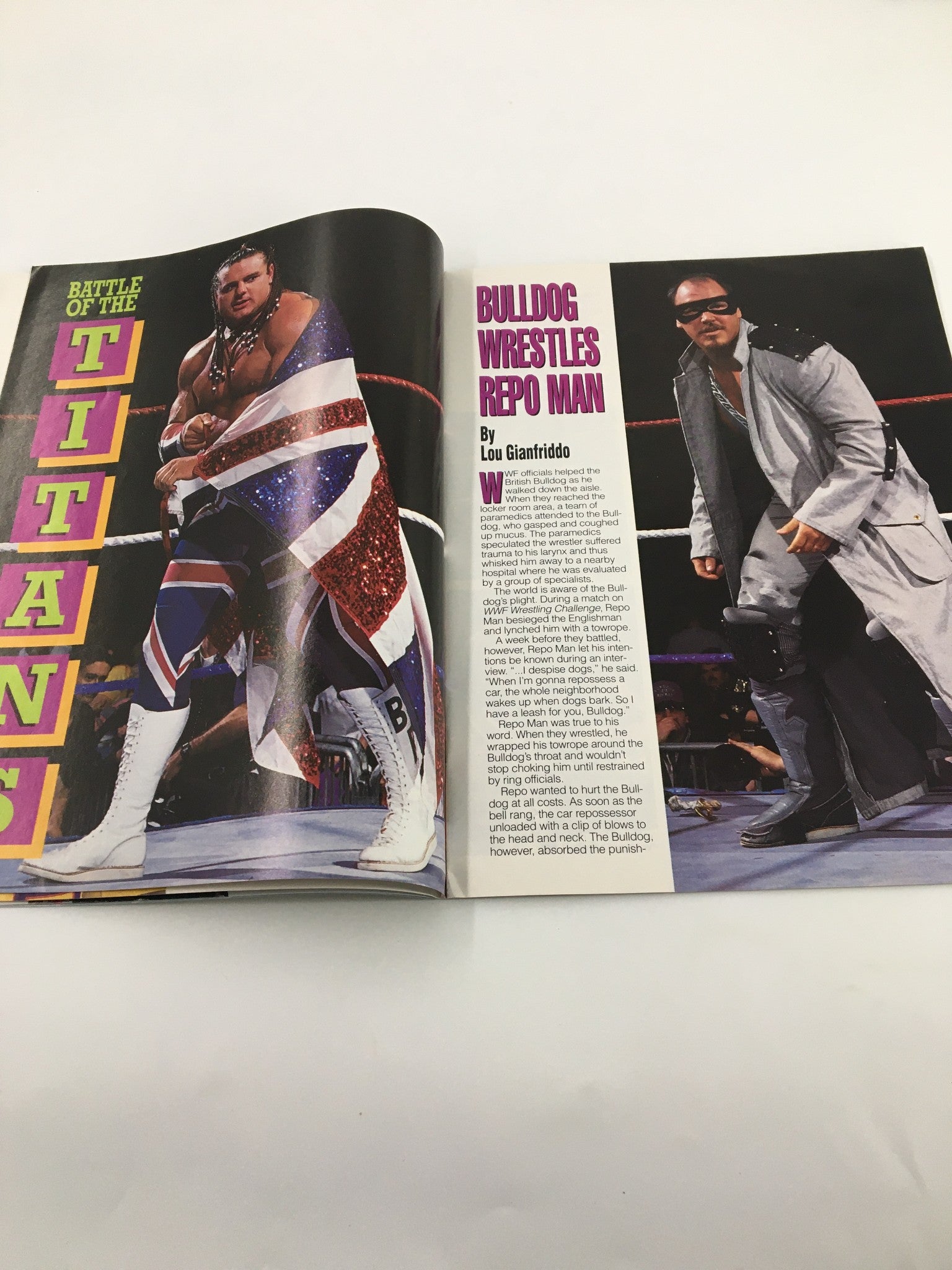 Inside page of the VTG WWF Magazine July 1992 showcasing British Bulldog wrestling against Repo Man.