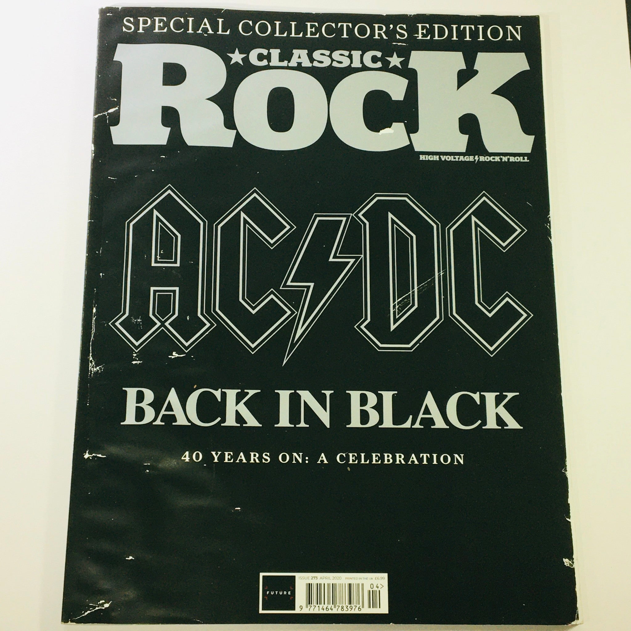 Classic Rock Magazine April 2020 #273 AC/DC, Phil Carson, Steve Howe, UK Import