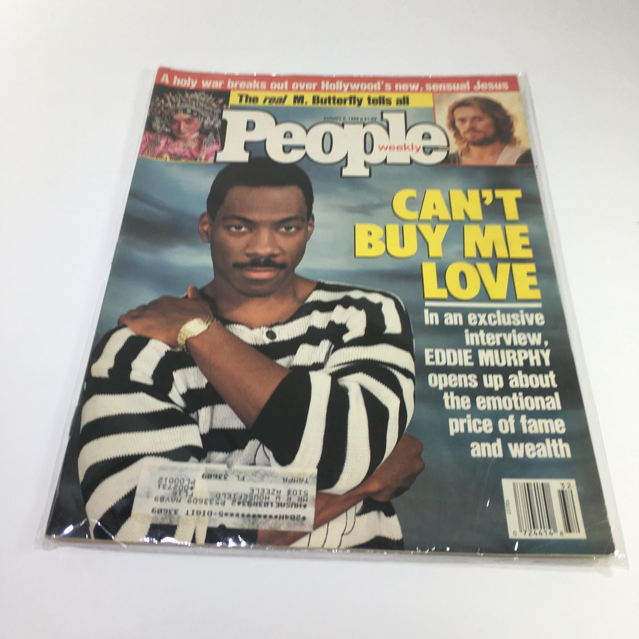 Vintage People Magazine from August 8, 1988 featuring Eddie Murphy on the cover with the headline 'Can't Buy Me Love'. This collectible issue highlights the cultural impact of the late 1980s and offers an exclusive interview with Murphy.