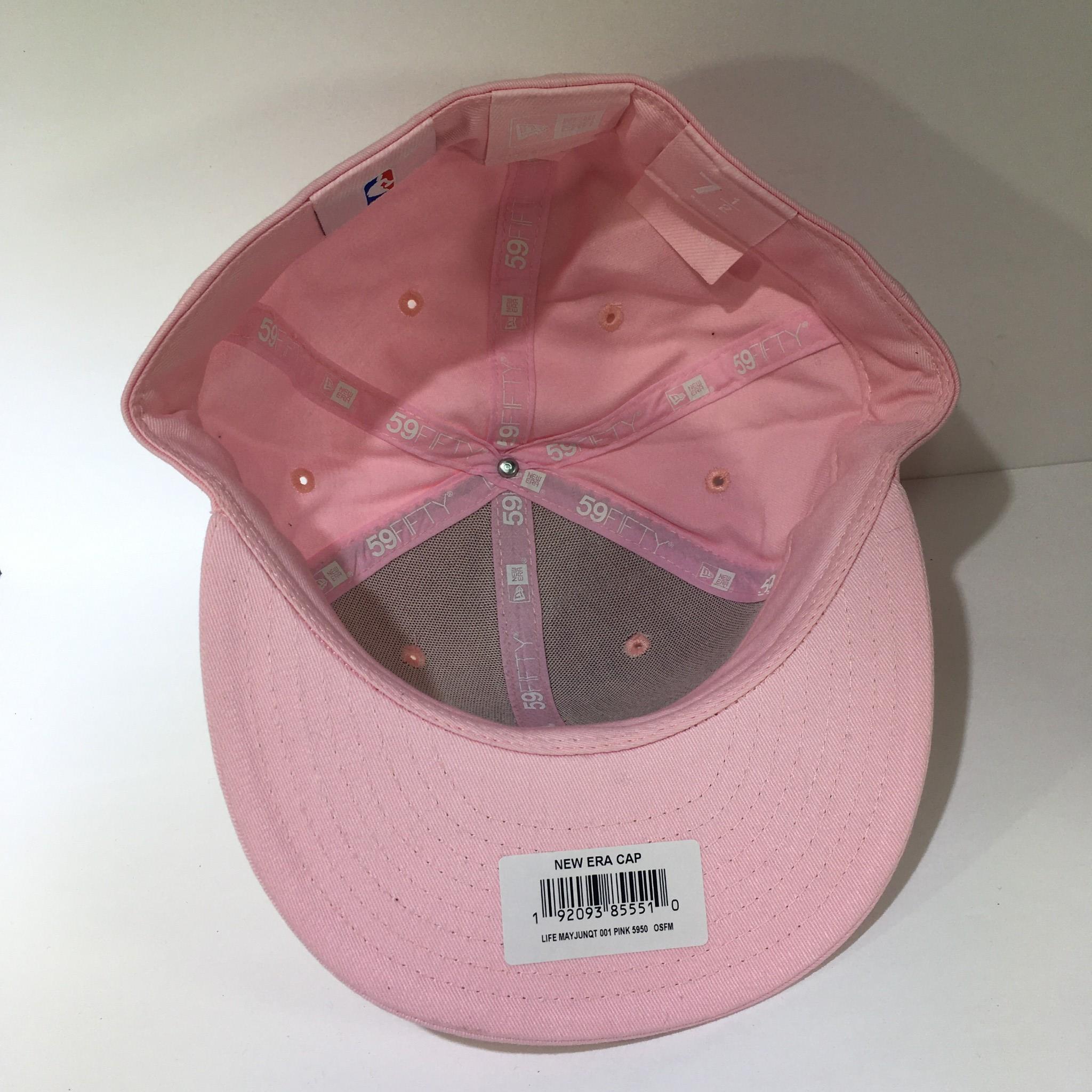 NBA New York Knicks New Era 59Fifty Pink Fitted Size 7 1/2 Cap Hat