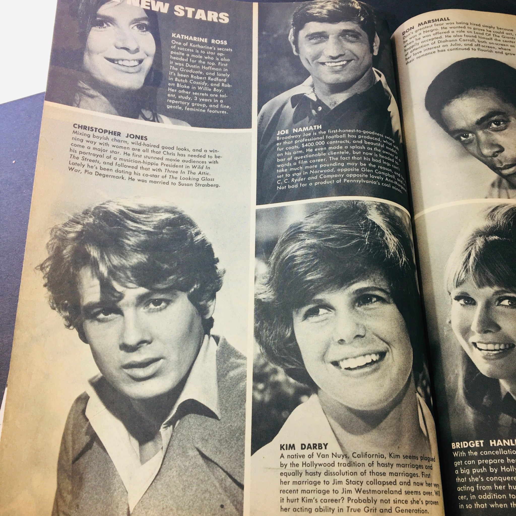 VTG TV Yearbook #22 Johnny Cash, The Lennons, Glen Campbell, Doris Day