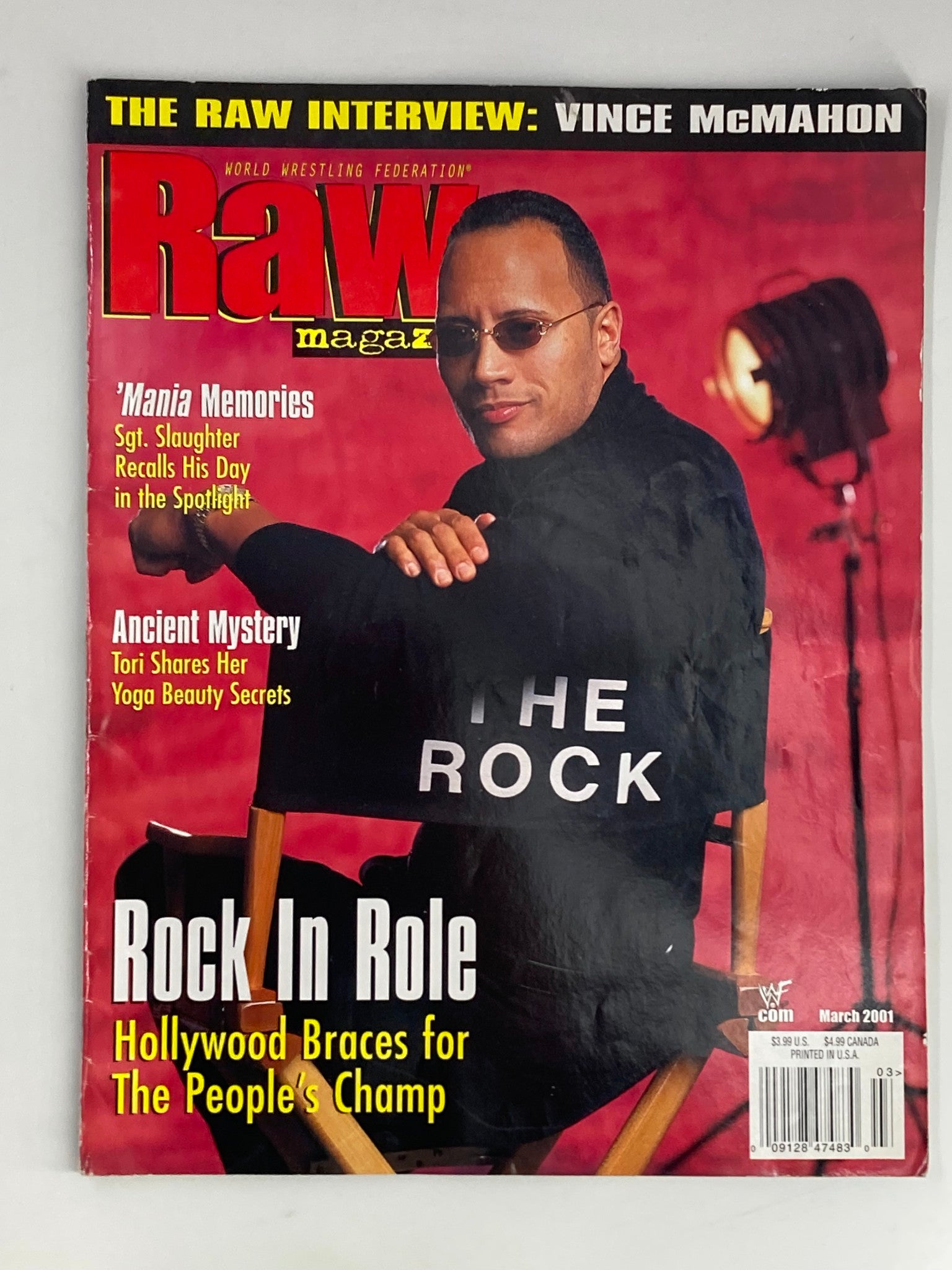 WWF Raw Magazine March 2001 Dwayne 'The Rock' Johnson w Poster No Label