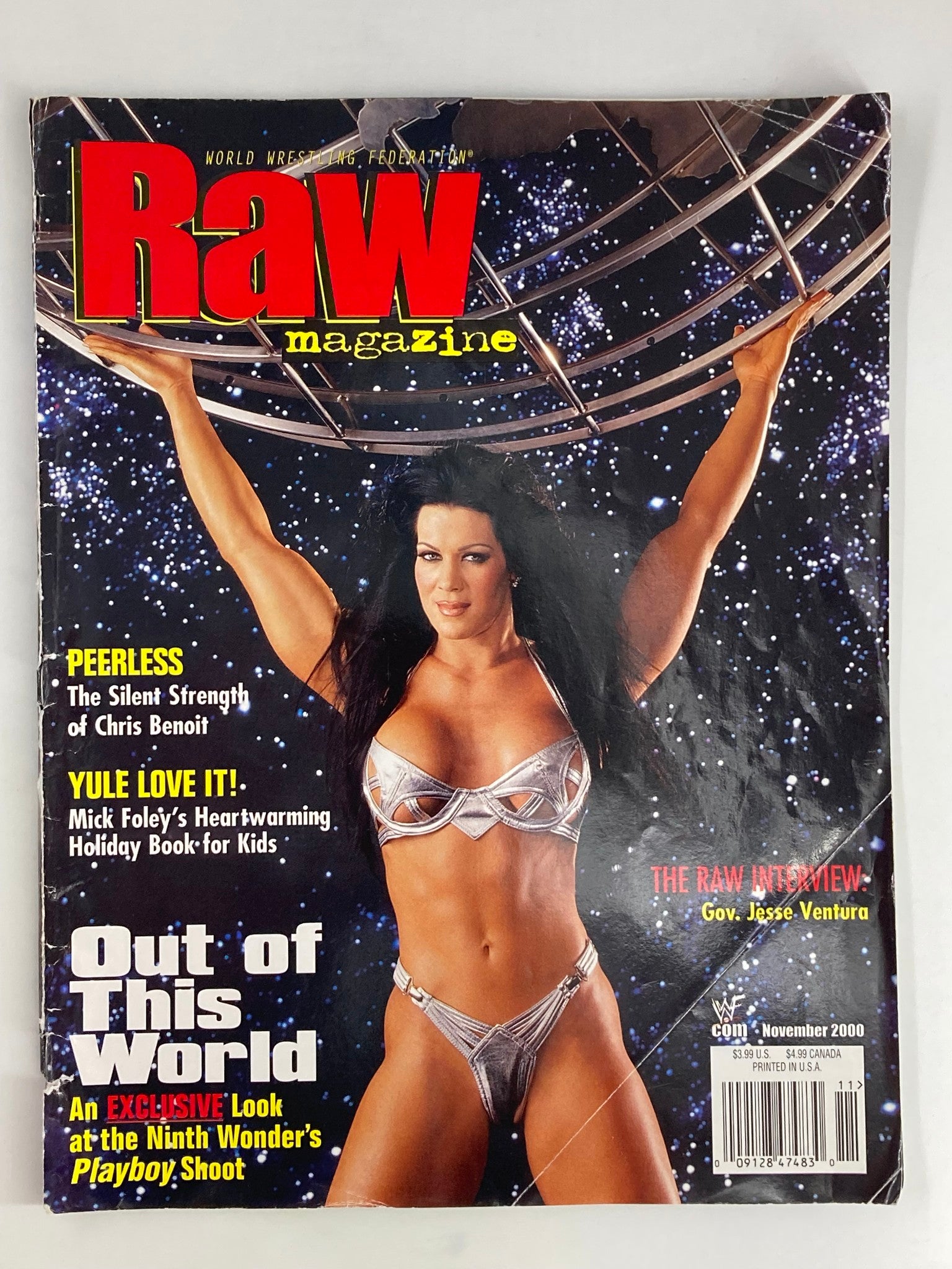 WWF Raw Magazine November 2000 Chyna Out of this World w Poster No Label