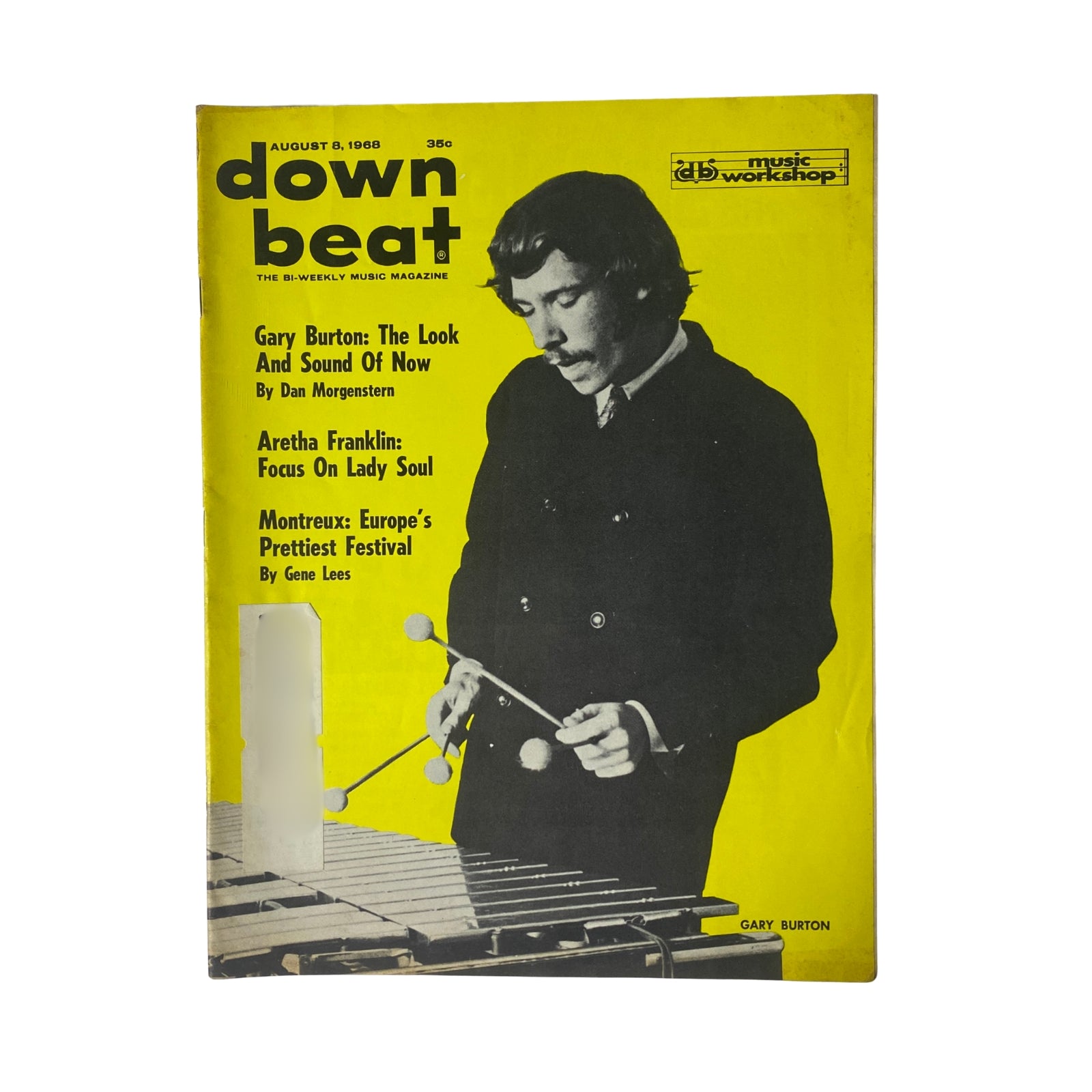 Cover of Down Beat Magazine from August 8, 1968, featuring Gary Burton. This issue, Vol. 35 No. 16, includes articles on jazz music and prominent artists like Aretha Franklin and highlights from Montreux's music festival.