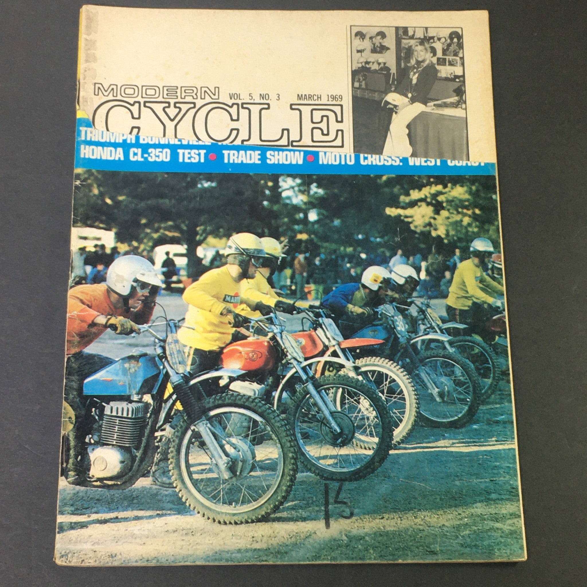 VTG Motor Cycle Magazine March 1969 - Honda CL-350 Test / Triumph Boneville