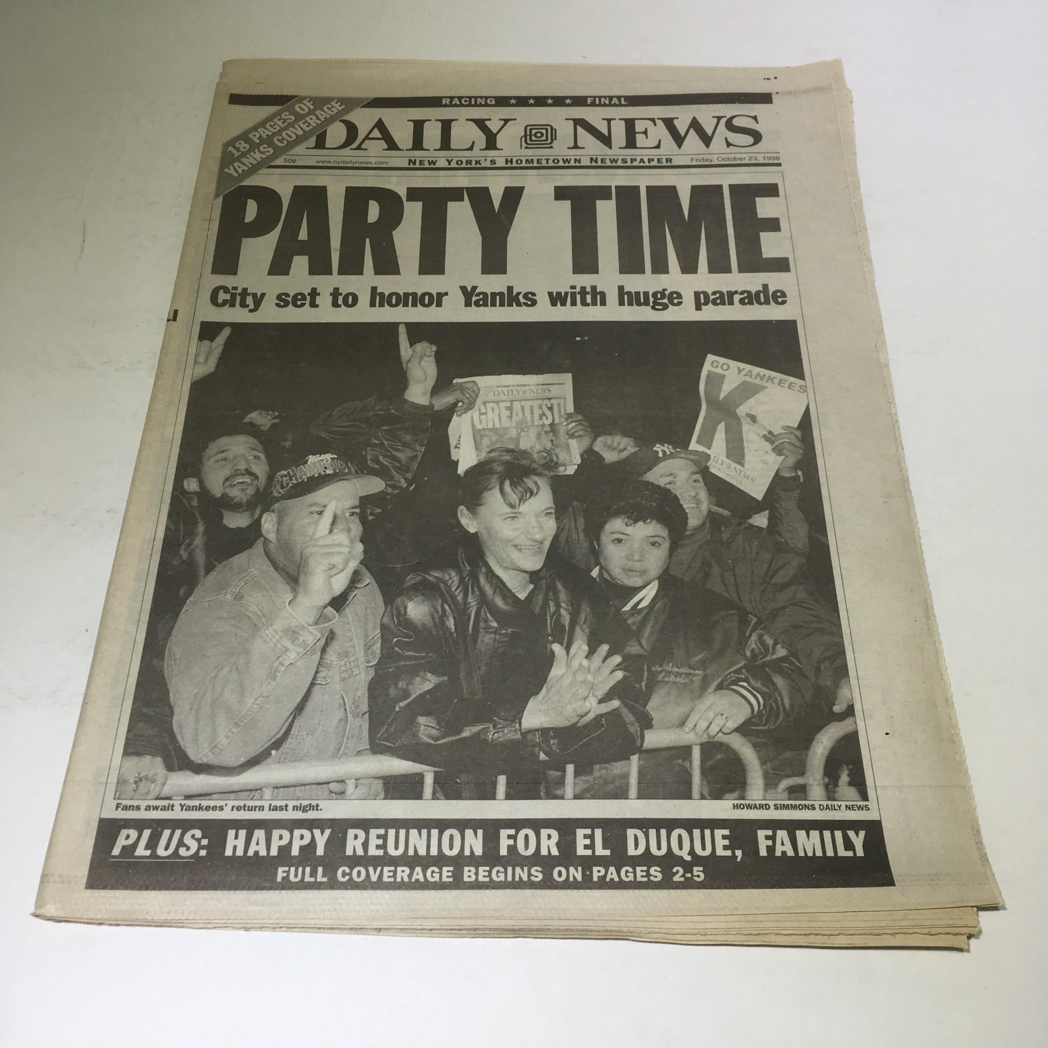 NY Daily News: Oct 23 1998 Party Time City Set 2 Honor Yankees Huge Parade