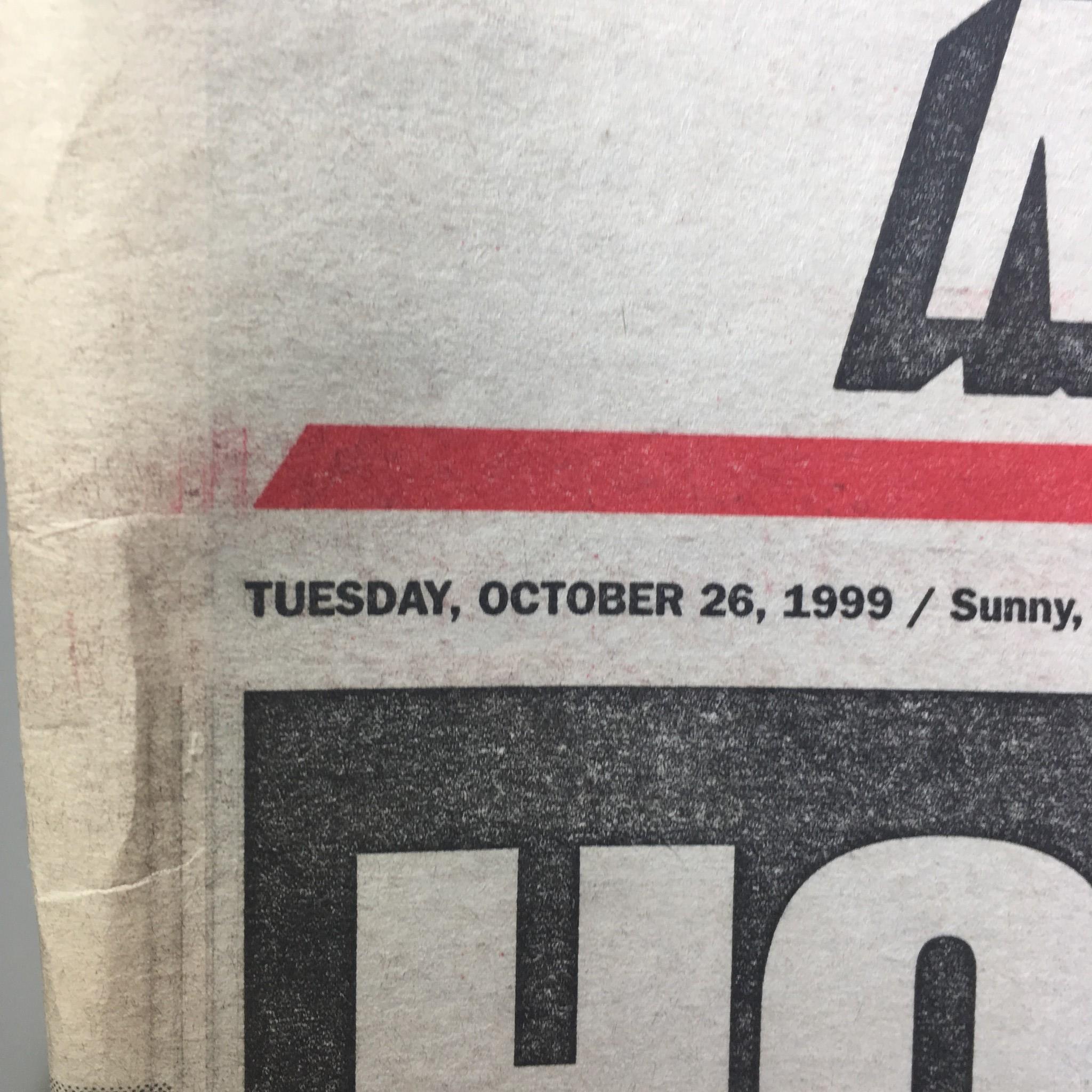 New York Post: Oct 26 1999 Horror At 51,000 FT Derek Jeter NY yankees