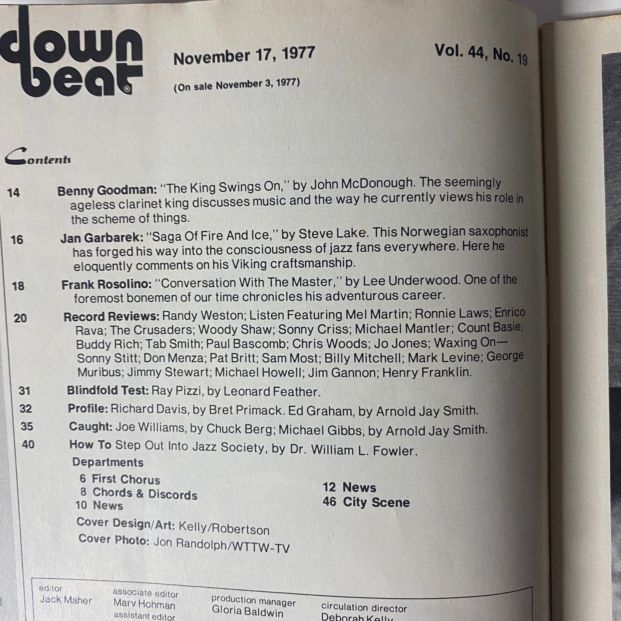 Contents page of Down Beat Magazine, November 17, 1977, Vol. 44 No. 19. Lists articles including Benny Goodman: 'The King Swings On' and Jan Garbarek: 'Saga Of Fire And Ice', emphasizing notable jazz features and record reviews.