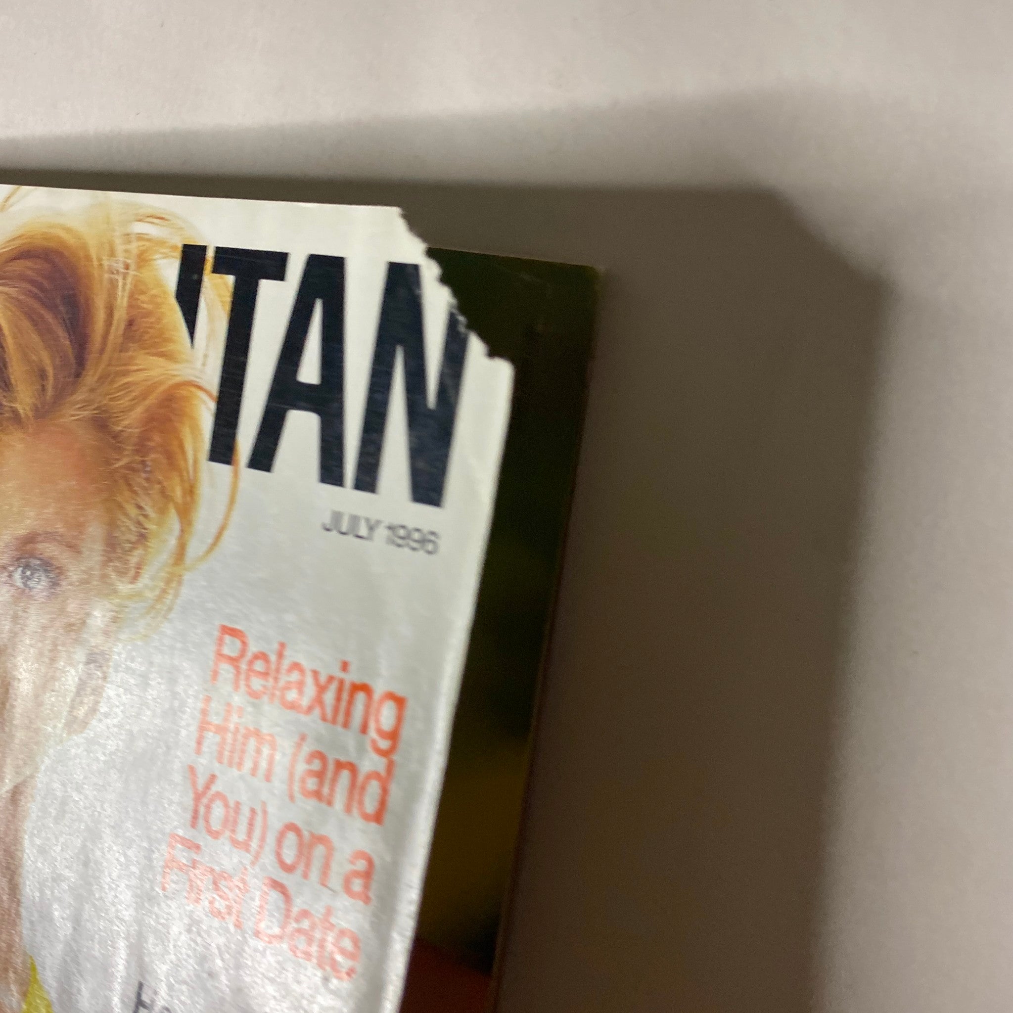 Cover of Cosmopolitan Magazine July 1996 featuring Julia Roberts with the issue title prominently displayed.
