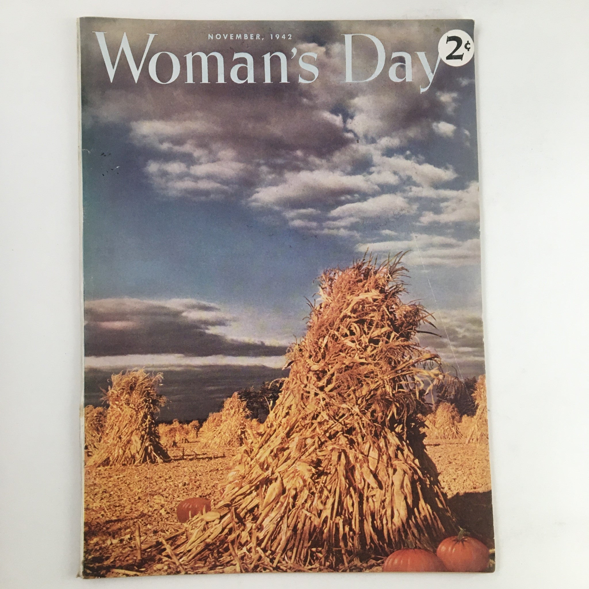 Woman's Day Magazine November 1942 From The Notebook of Elsa Conners No Label