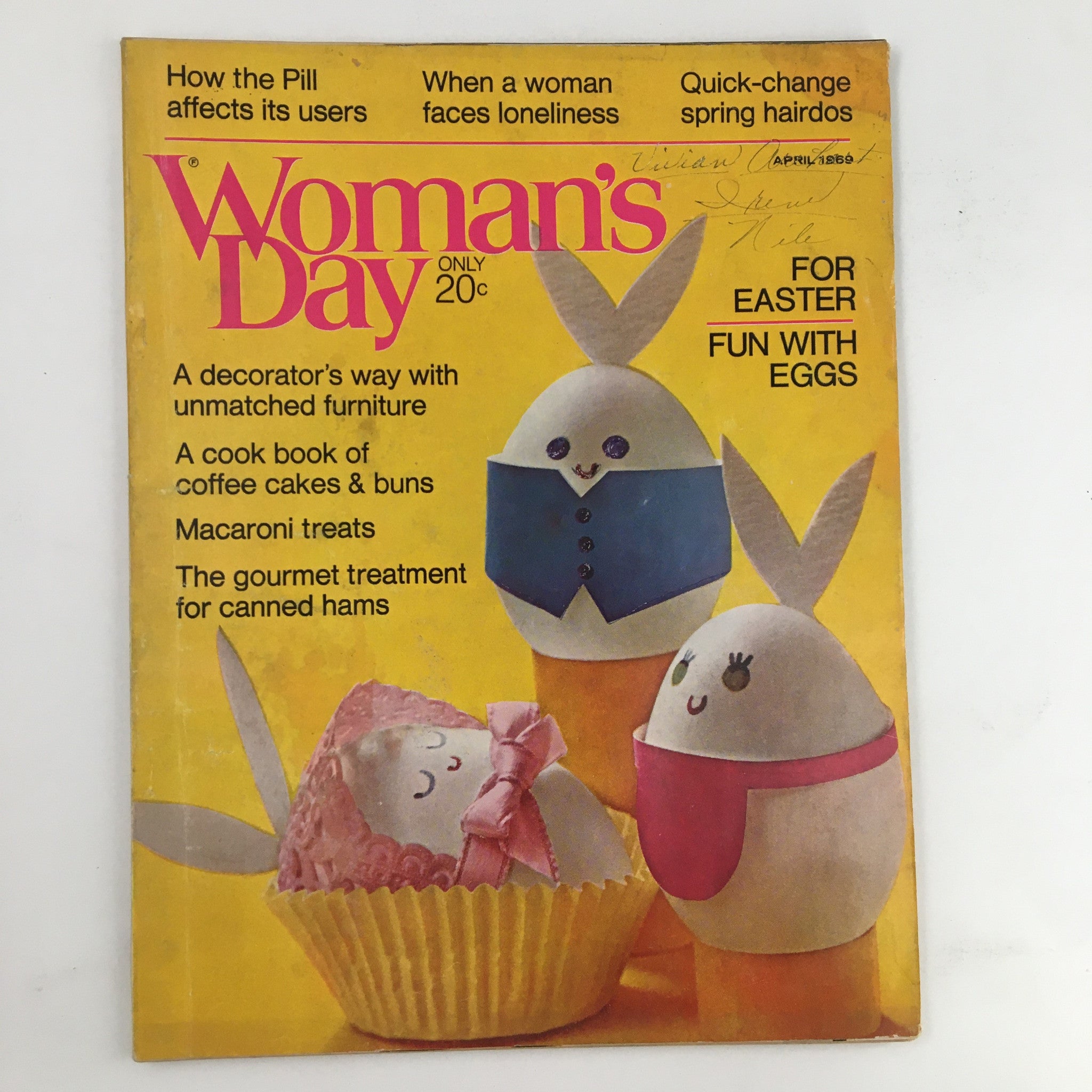 Woman's Day Magazine April 1969 For Easter Fun With Eggs Bunny Family No Label