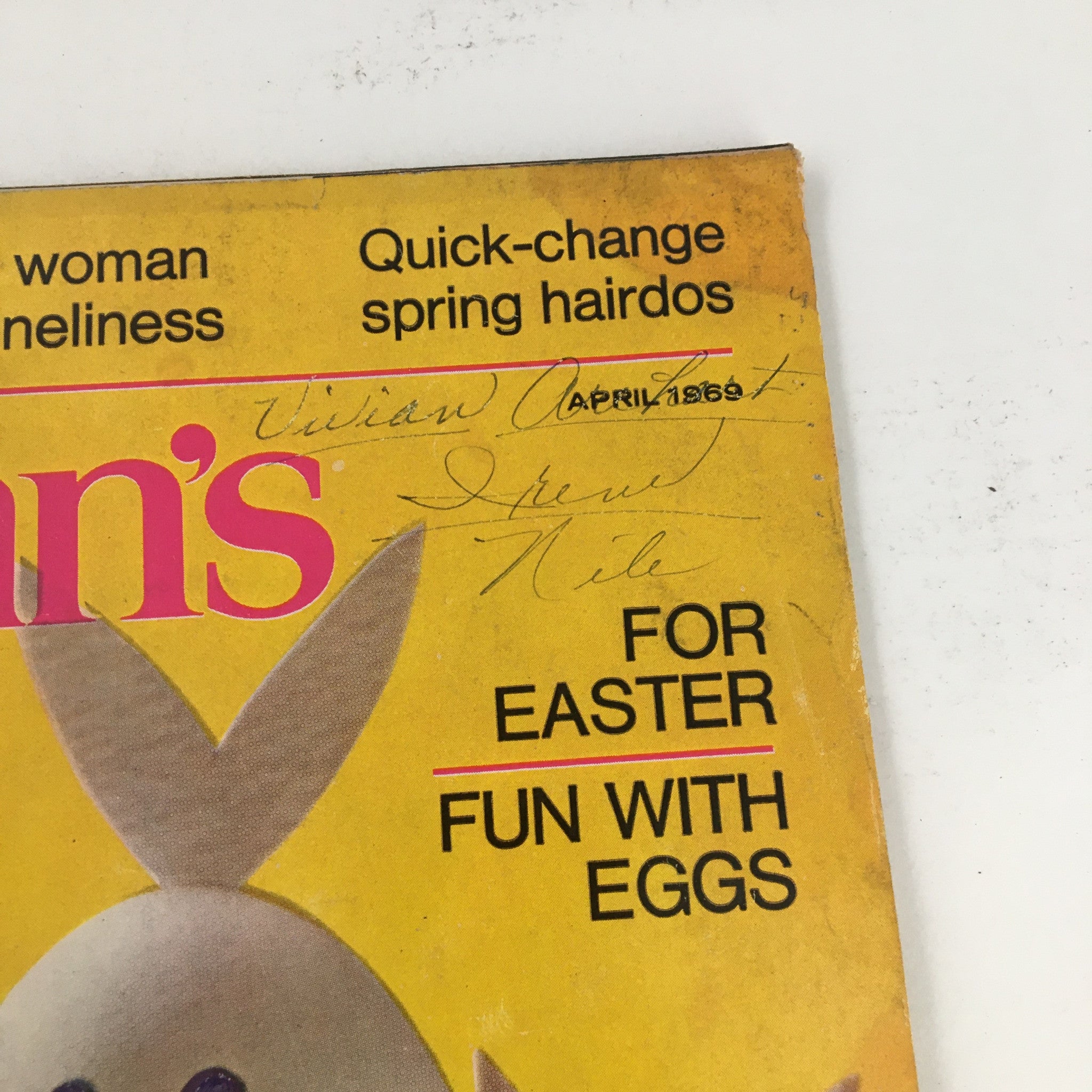 Woman's Day Magazine April 1969 For Easter Fun With Eggs Bunny Family No Label