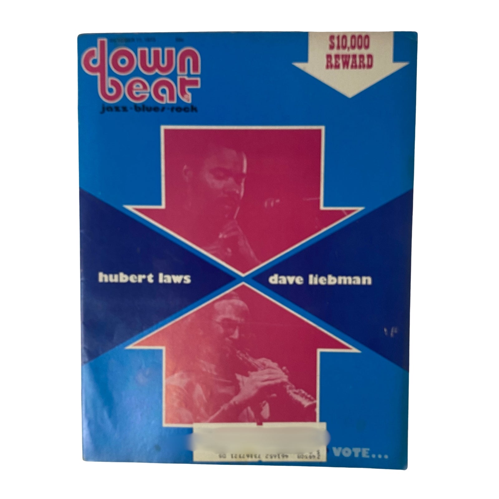 Cover of Down Beat Magazine, October 11, 1973, Vol 40 No. 16, featuring Hubert Laws and Dave Liebman, designed by Kelly/Robertson.
