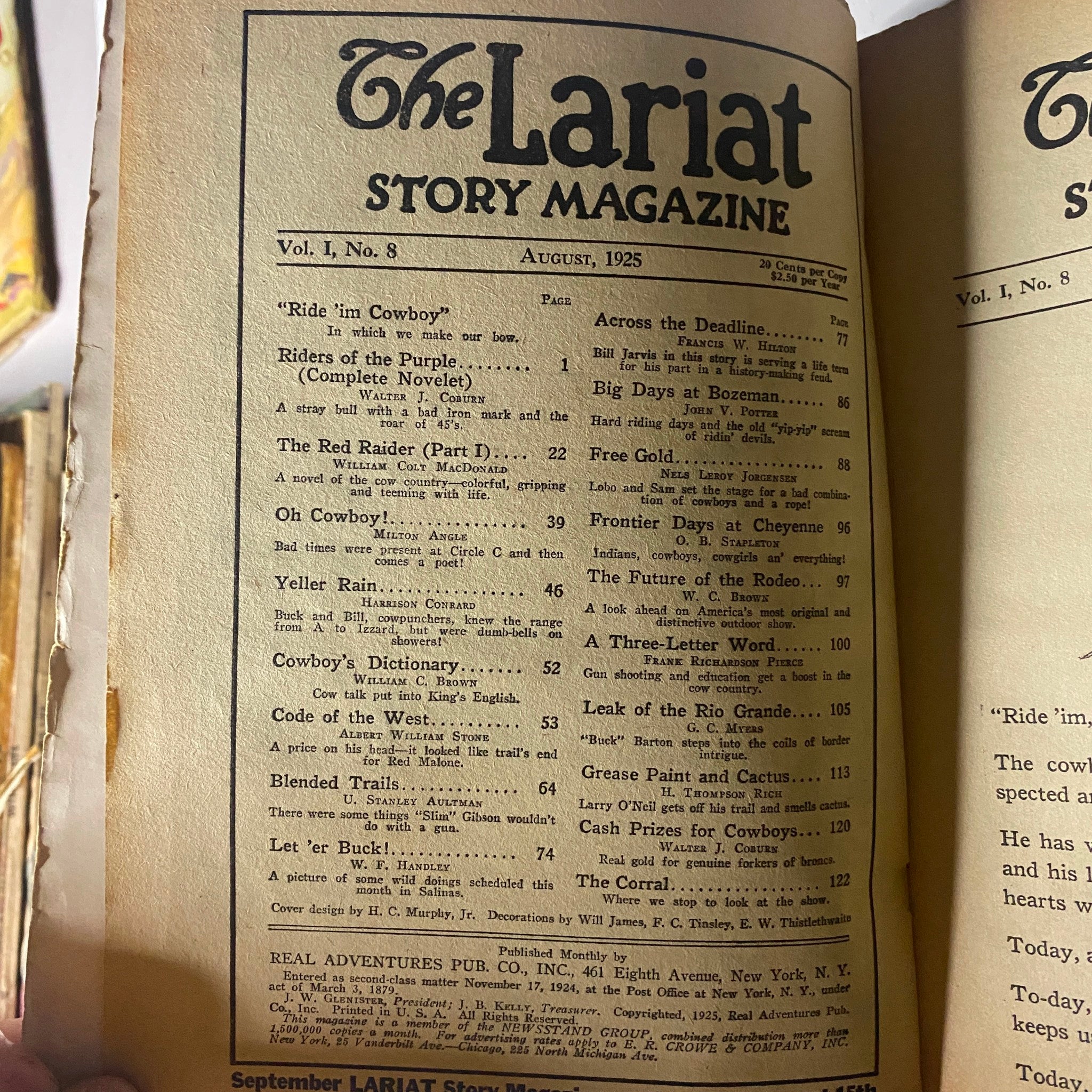 Inside page of The Lariat Story Magazine August 1925 with a table of contents highlighting stories like 'Riders of the Purple' and 'The Red Raider'.