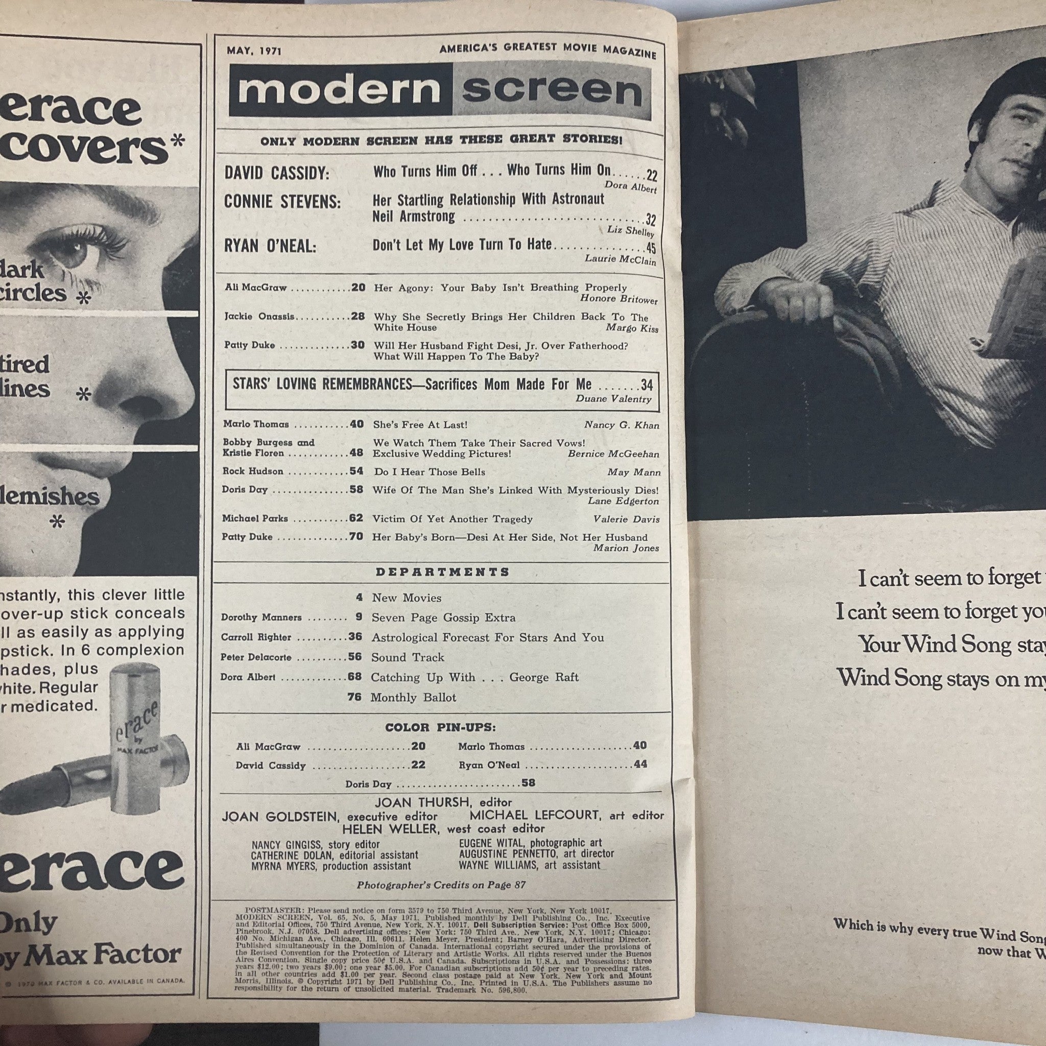 Inside pages of VTG Modern Screen Magazine May 1971, Volume 65, No. 5 displaying the table of contents and featured stories including Jackie Kennedy.