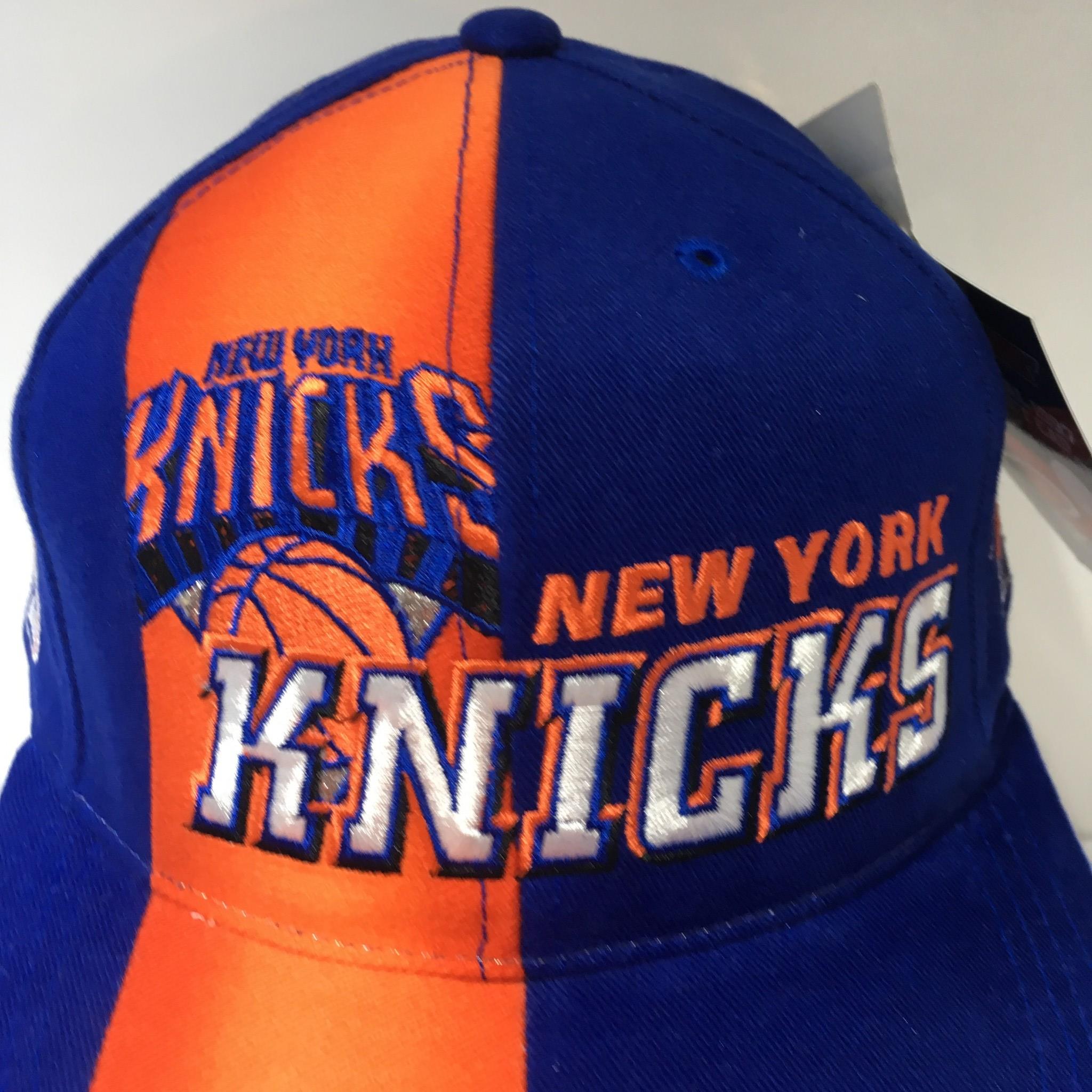 VTG NBA New York Knicks Sports Specialties Two Toned Snapback Cap Hat OSFA NWT