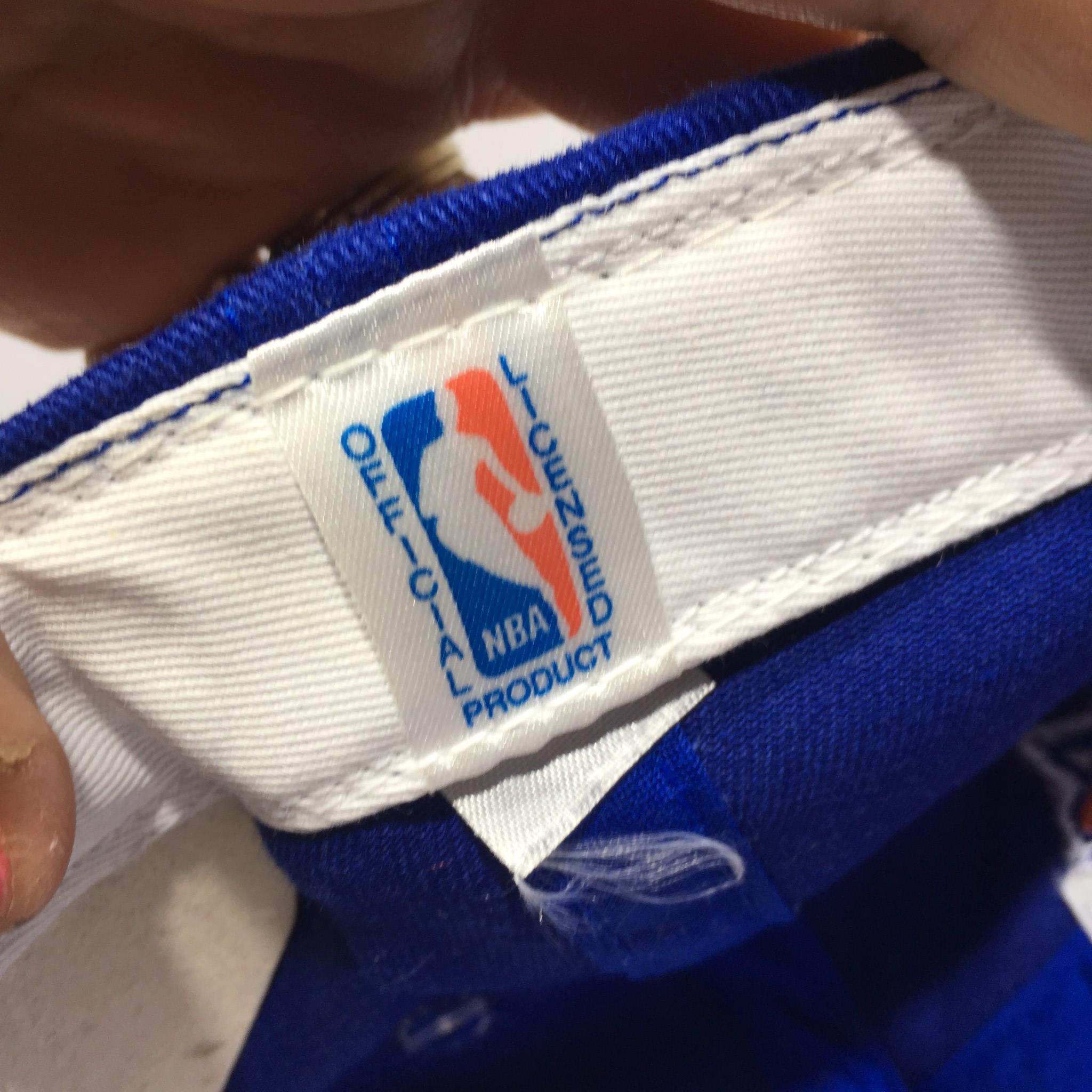 VTG NBA New York Knicks Sports Specialties Two Toned Snapback Cap Hat OSFA NWT