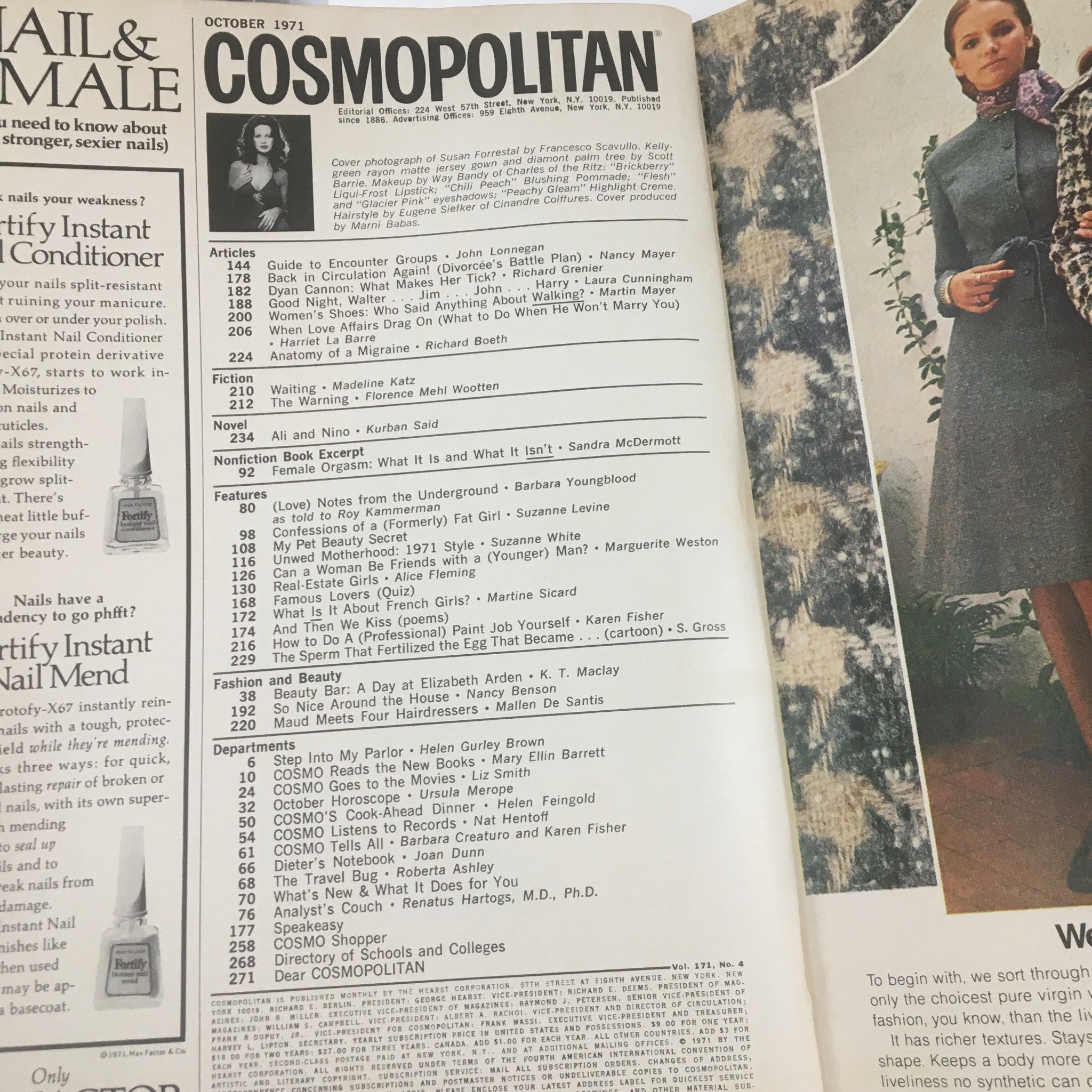 Cosmopolitan Magazine October 1971 Cover Photo of Susan Forrestal No Label