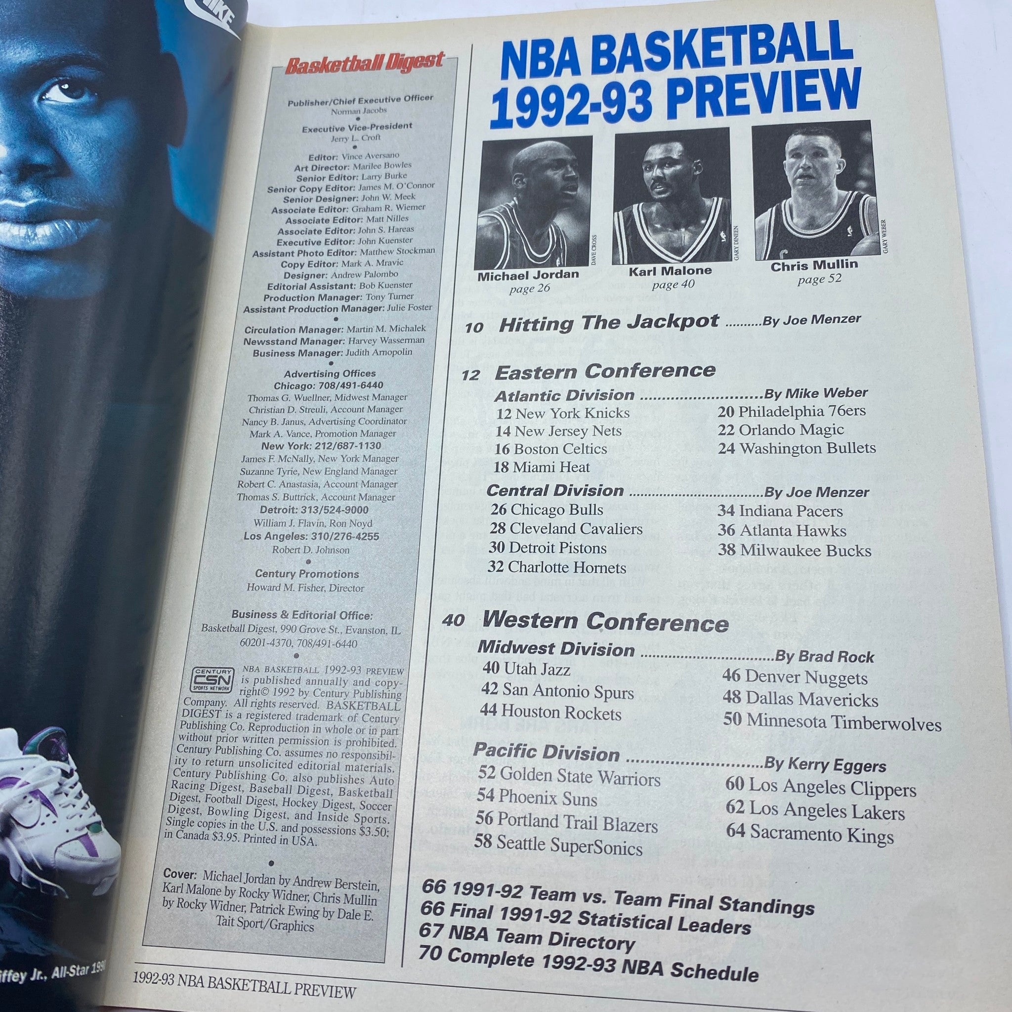 Basketball Digest Magazine 1992-1993 NBA Basketball Preview showing pages with player profiles, statistics, and team previews for the season.