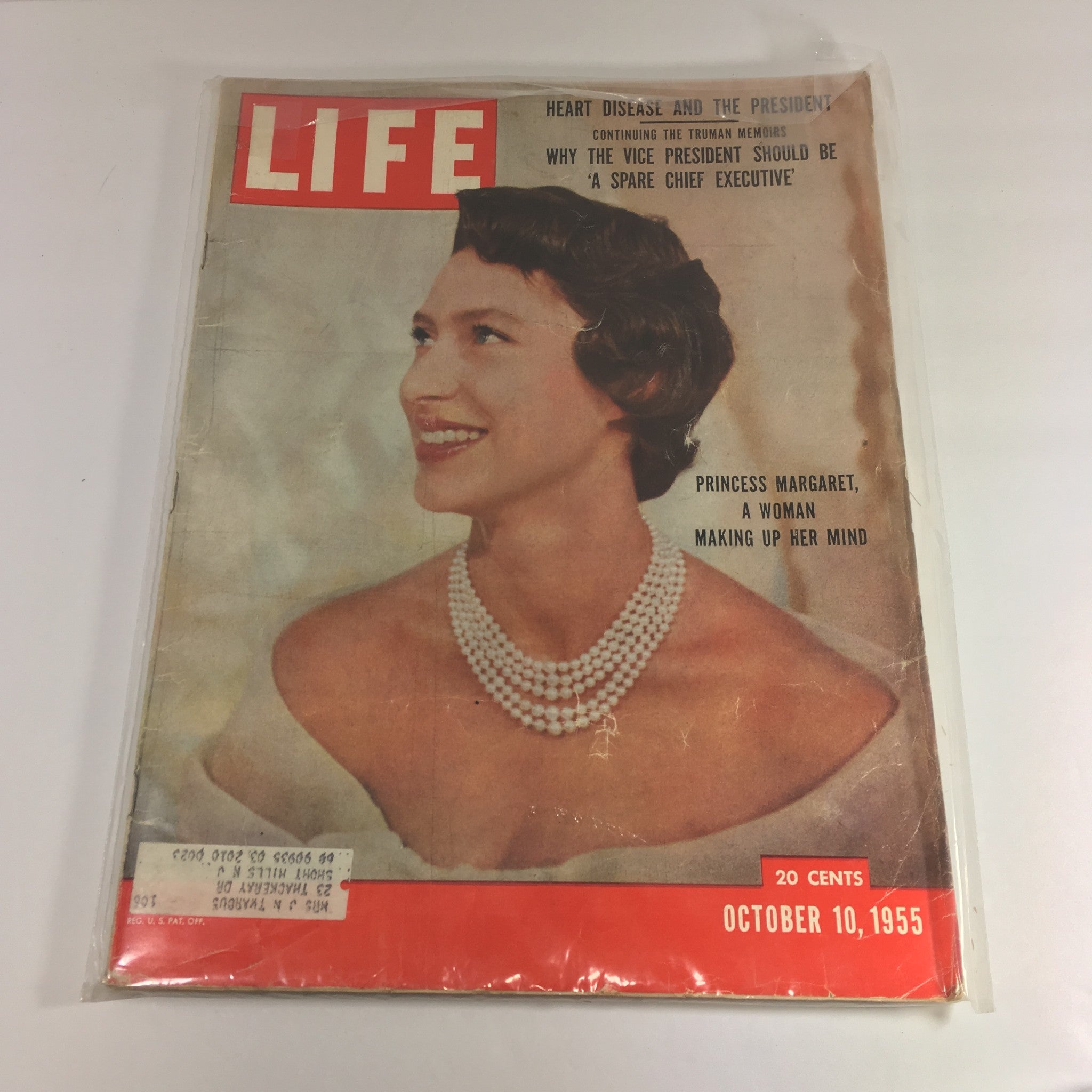 VTG Life Magazine October 10 1955 - Princess Margaret A Woman Making Up Her Mind