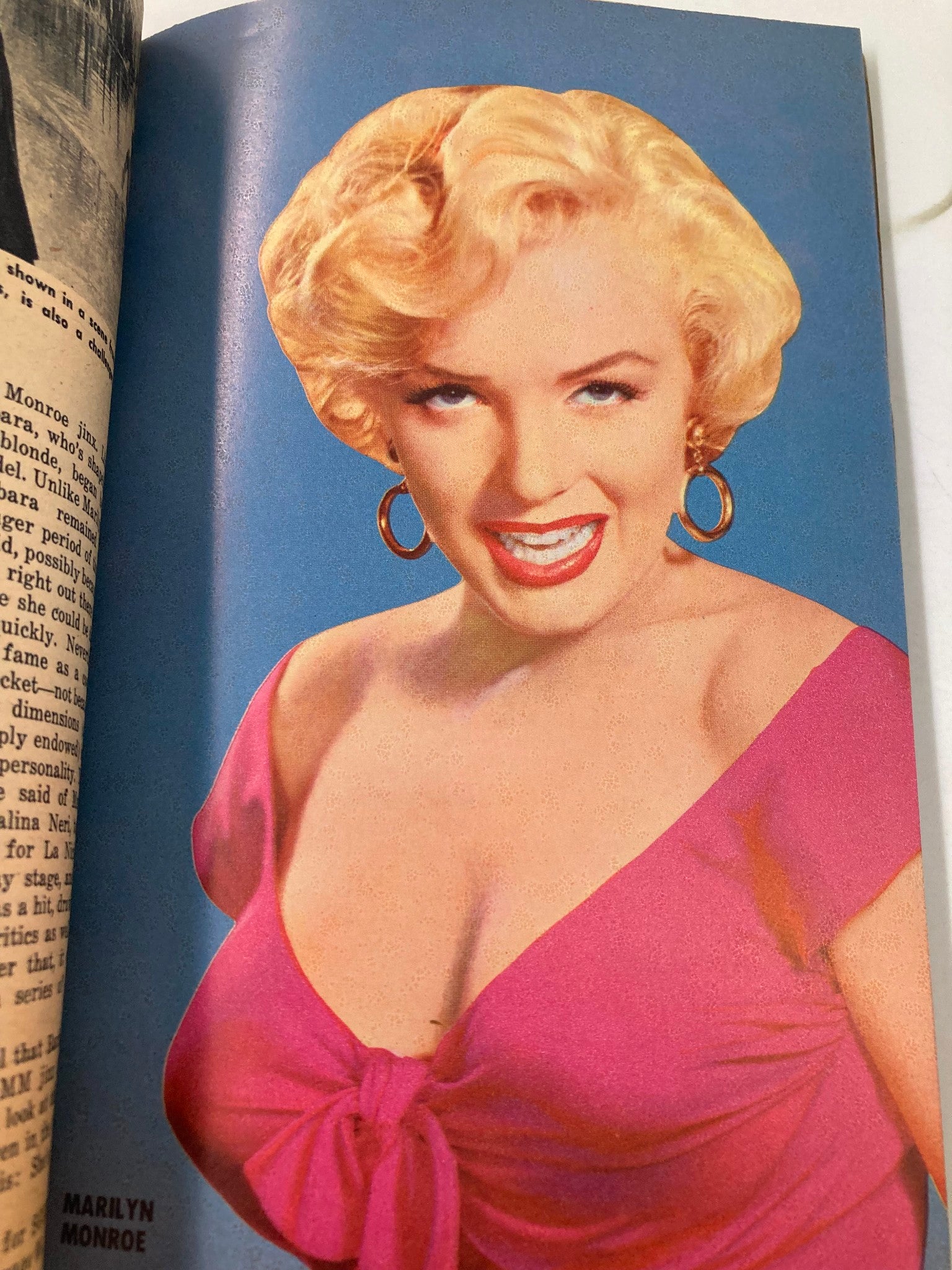 Interior page of VTG Picture Scope Magazine March 1958 with a vibrant portrait of Marilyn Monroe, highlighting her classic appeal in retro fashion.