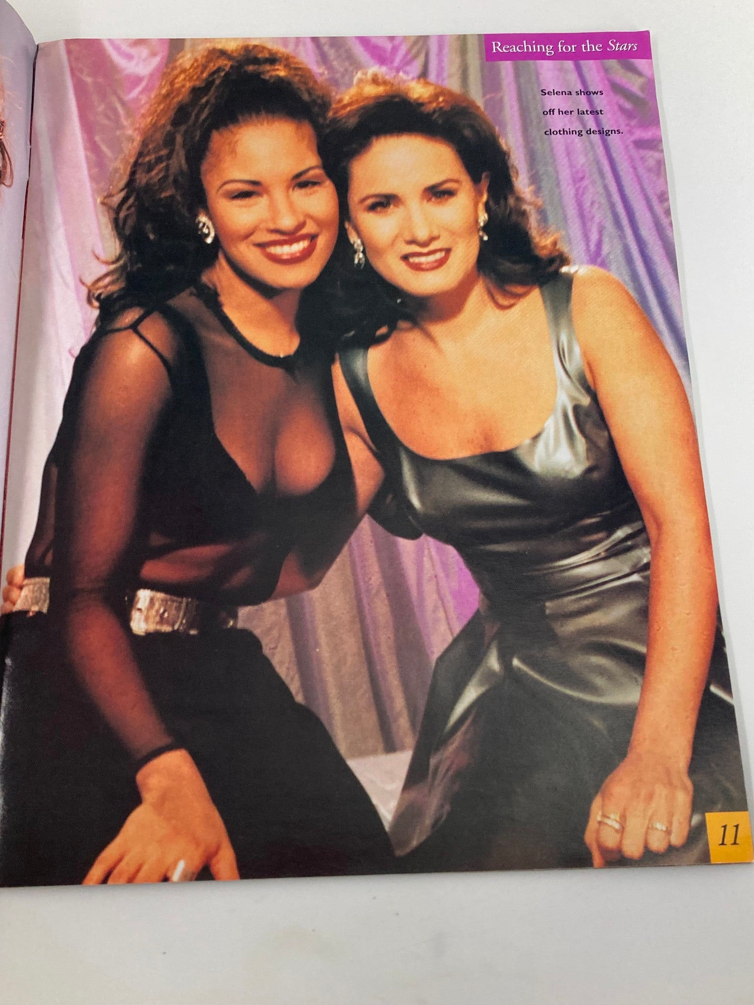 1995 Selena The Authorized Pictorial Tribute No Label