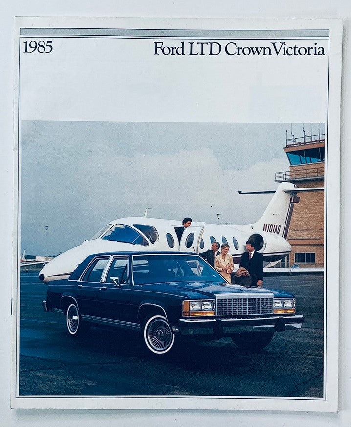 1985 Ford LTD Crown Victoria Dealer Showroom Sales Brochure Guide Catalog