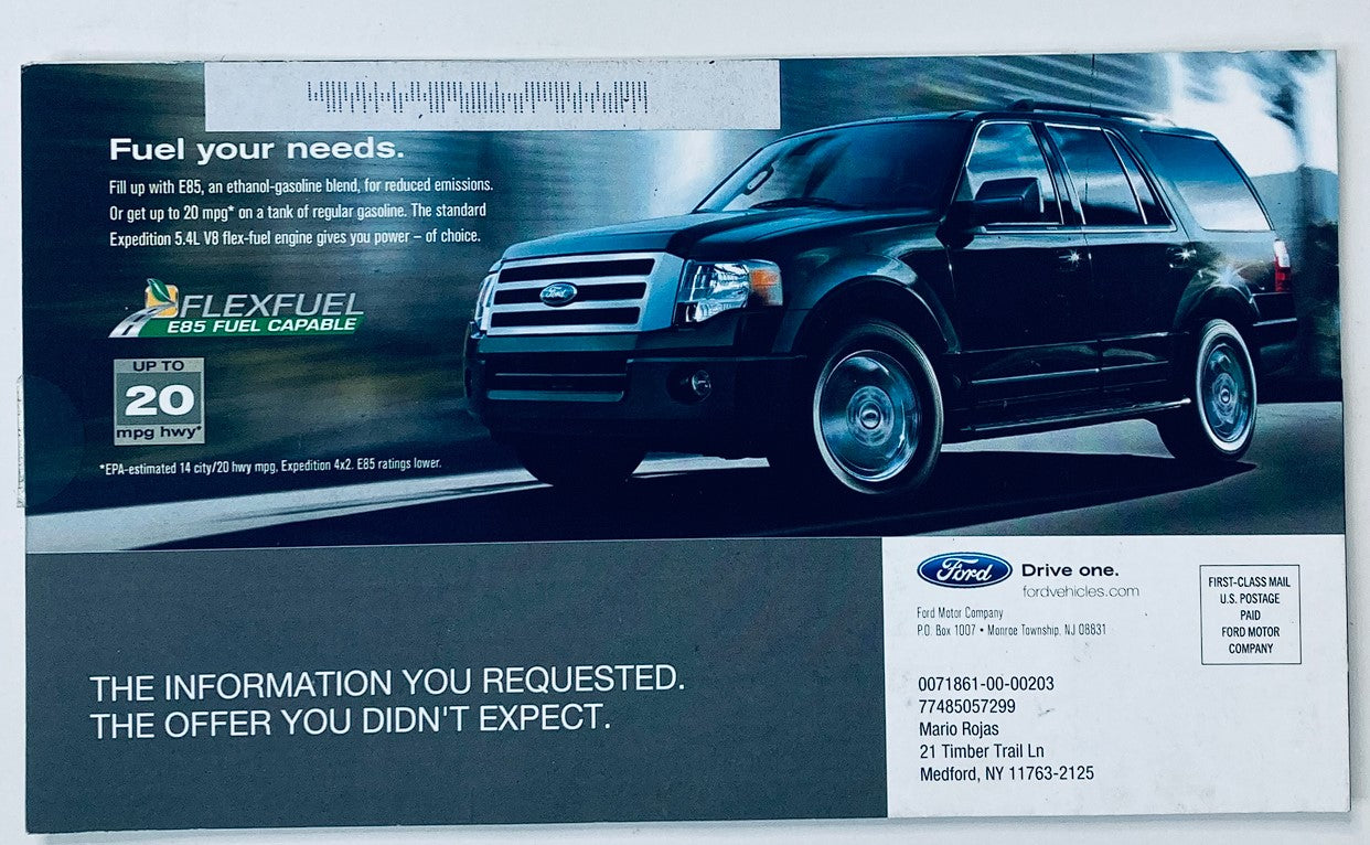 2010 Ford Expedition Dealer Showroom Sales Brochure Guide Catalog