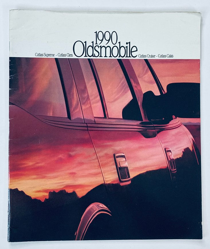 1990 Oldsmobile Cutlass Supreme Dealer Showroom Sales Brochure Guide Catalog