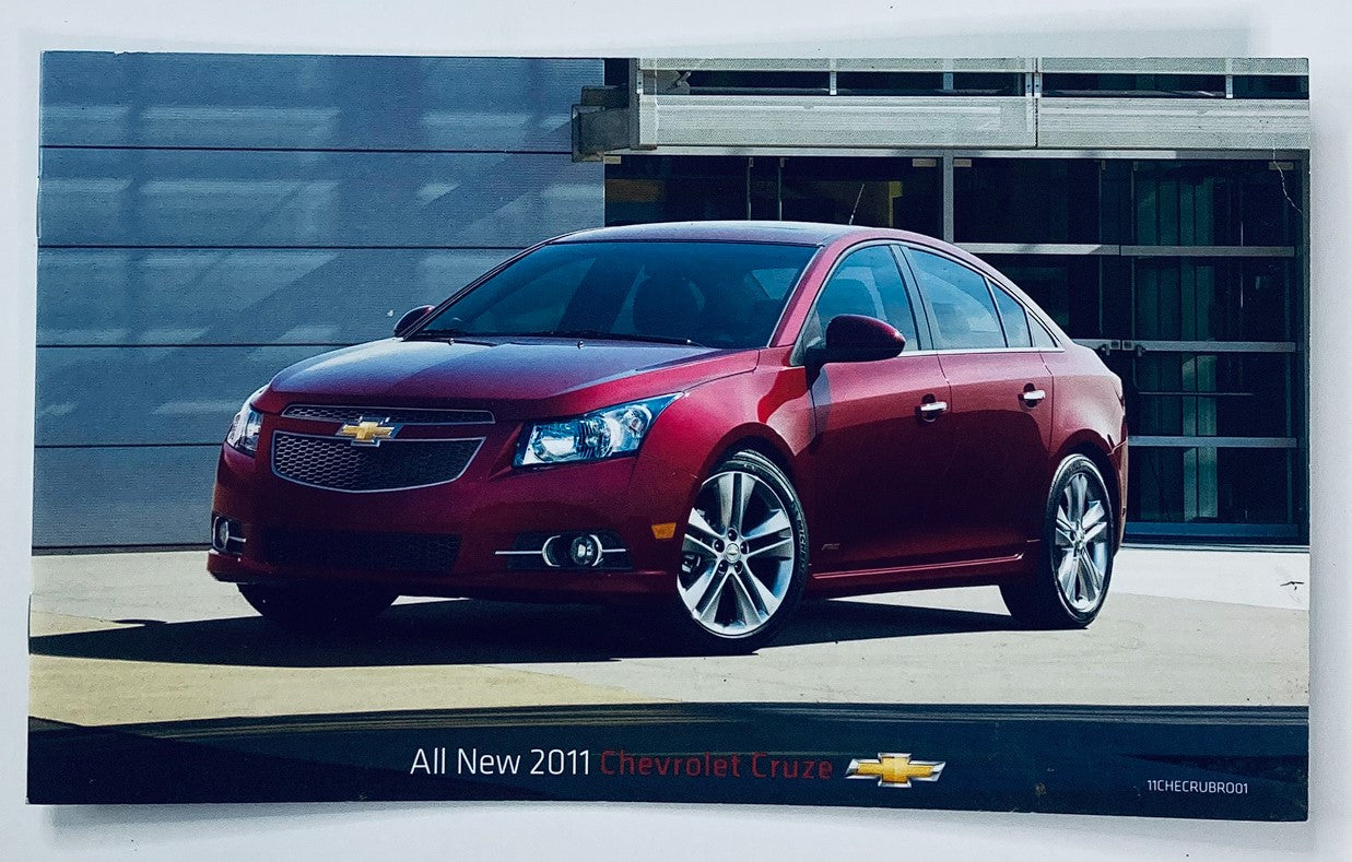 2011 Chevrolet Cruze Dealer Showroom Sales Brochure Guide Catalog