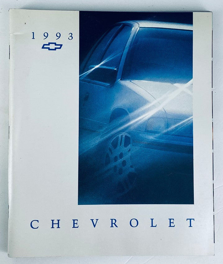 1993 Chevrolet Lineup Dealer Showroom Sales Brochure Guide Catalog