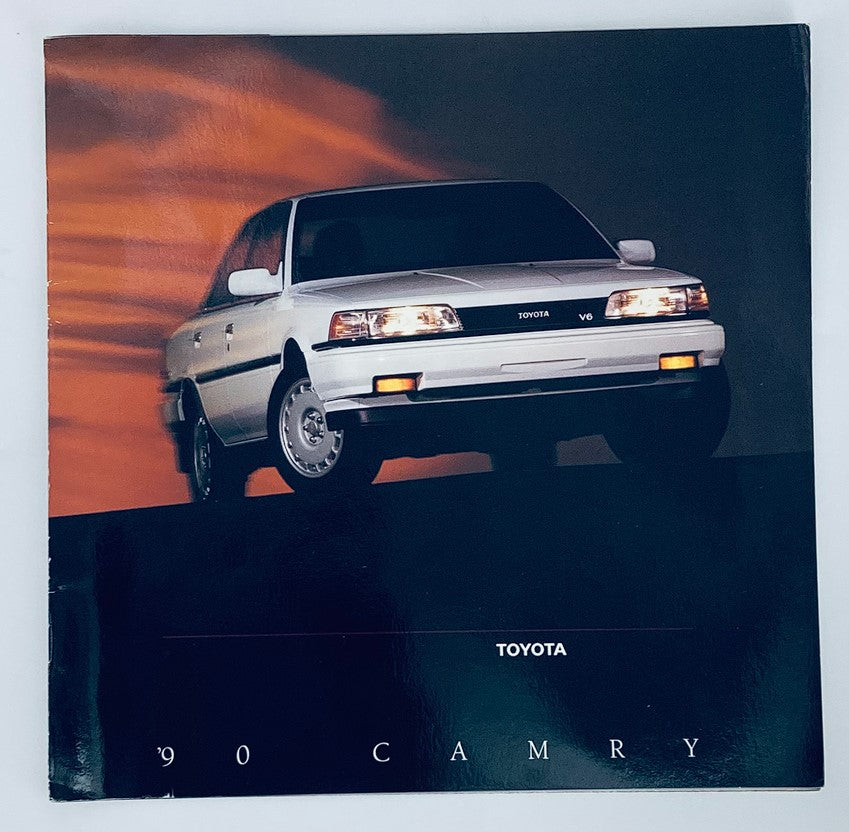 1990 Toyota Camry Dealer Showroom Sales Brochure Guide Catalog