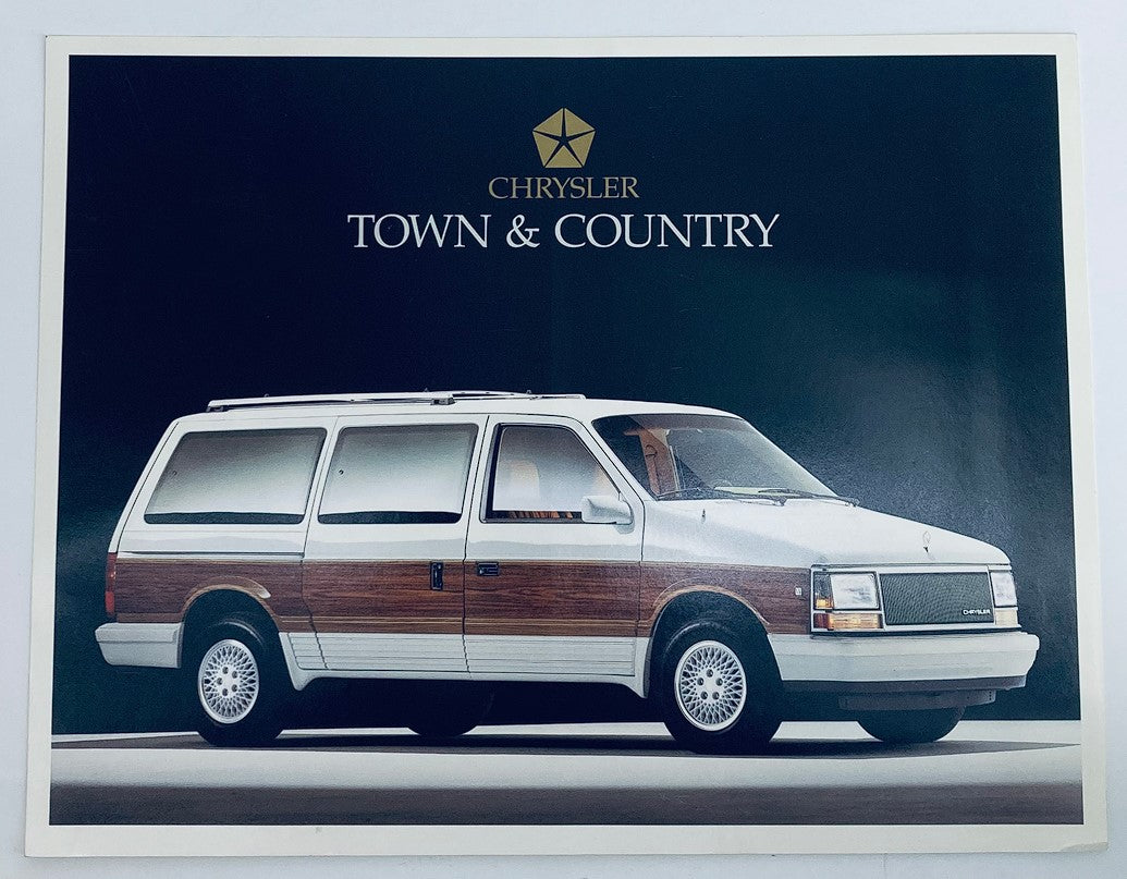 1990 Chrysler Town & Country Dealer Showroom Sales Brochure Guide Catalog