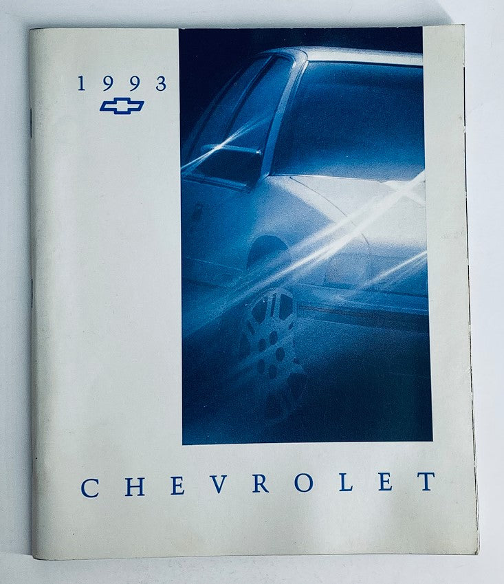 1993 Chevrolet Full Lineup Dealer Showroom Sales Brochure Guide Catalog