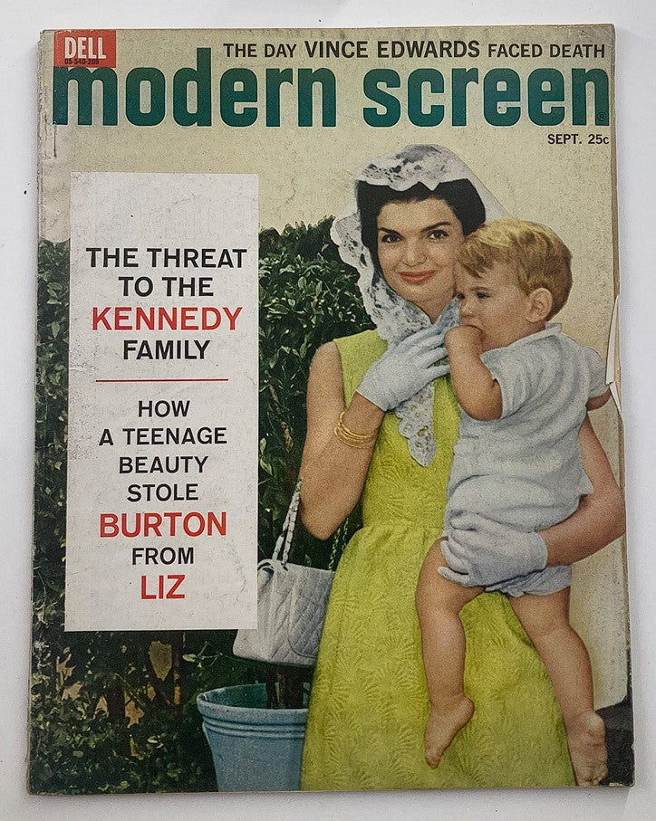 Cover of VTG Modern Screen Magazine September 1962 featuring Jacqueline Kennedy, showcasing articles on the Kennedy family and pop culture of the era.