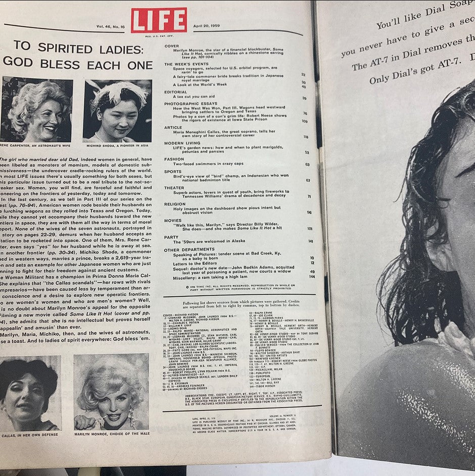 VTG Life Magazine April 20 1959 Marilyn Monroe Sets Movie Aglow