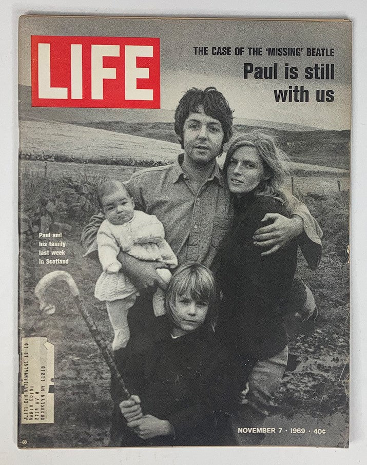 RES* VTG Life Magazine Novemeber 7 1969 Vol Paul McCartney & His Family