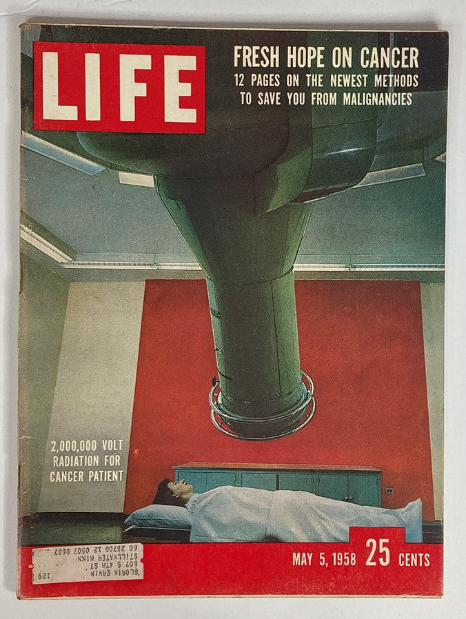 VTG Life Magazine May 5 1958 Vol 44 #18 Radiation for Cancer Patient